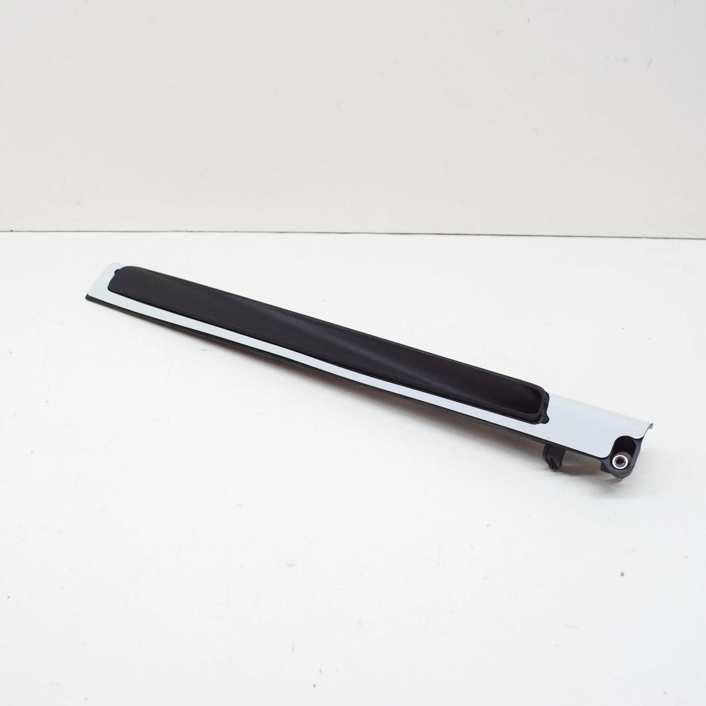 NEW BMW 7 G11 G12 RIGHT ROCKER PANEL MODULE BRACKET 63148062938 ORIGINAL