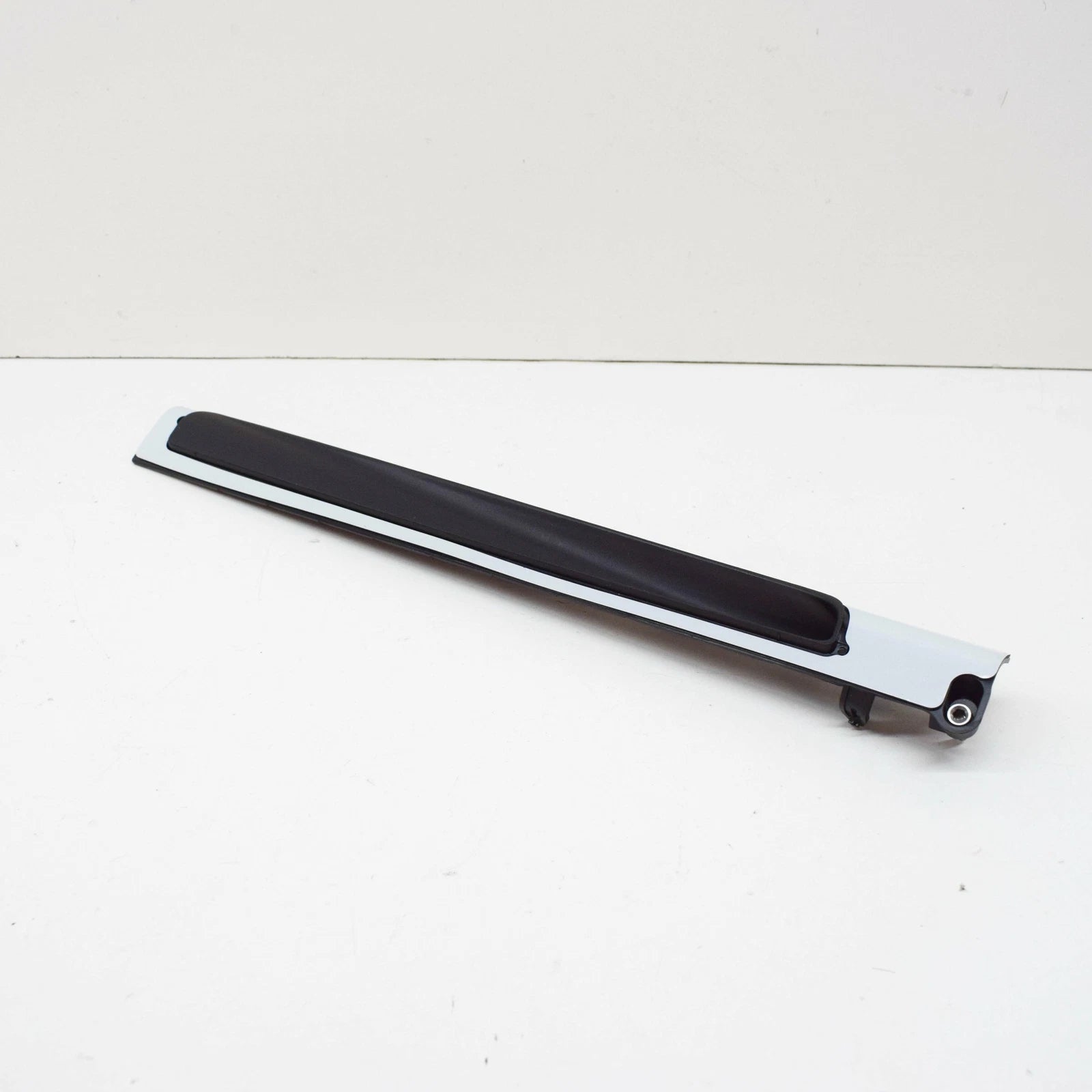 NEW BMW 7 G11 G12 RIGHT ROCKER PANEL MODULE BRACKET 63148062938 ORIGINAL