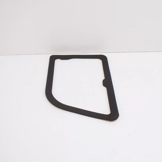 NEW BMW X5 E70 REAR RIGHT LIGHT INNER GASKET SEAL 63217288974 2010 ORIGINAL