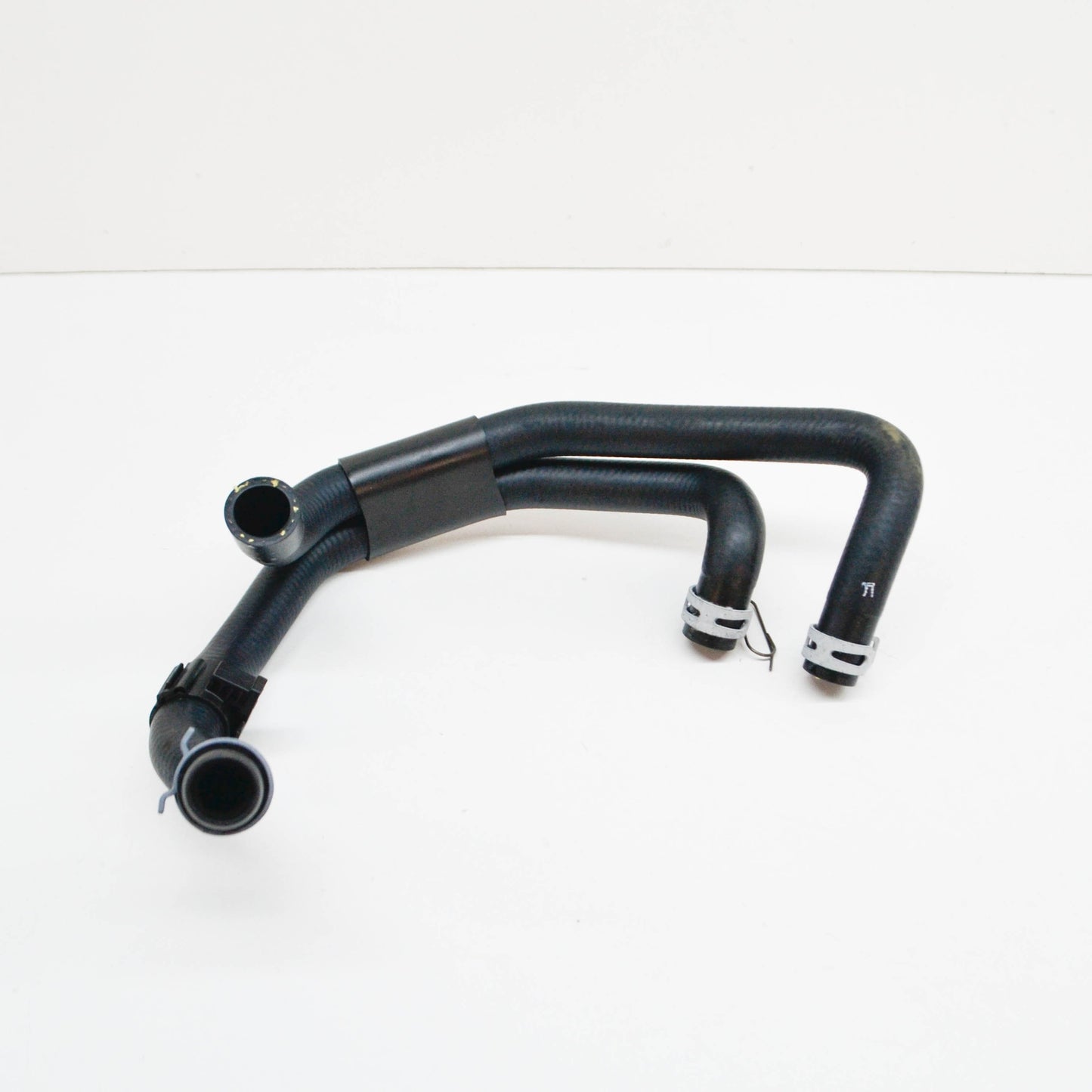 NEW AUDI A4 AVANT B8 HVAC HEATER HOSE 8K0819337A ORIGINAL