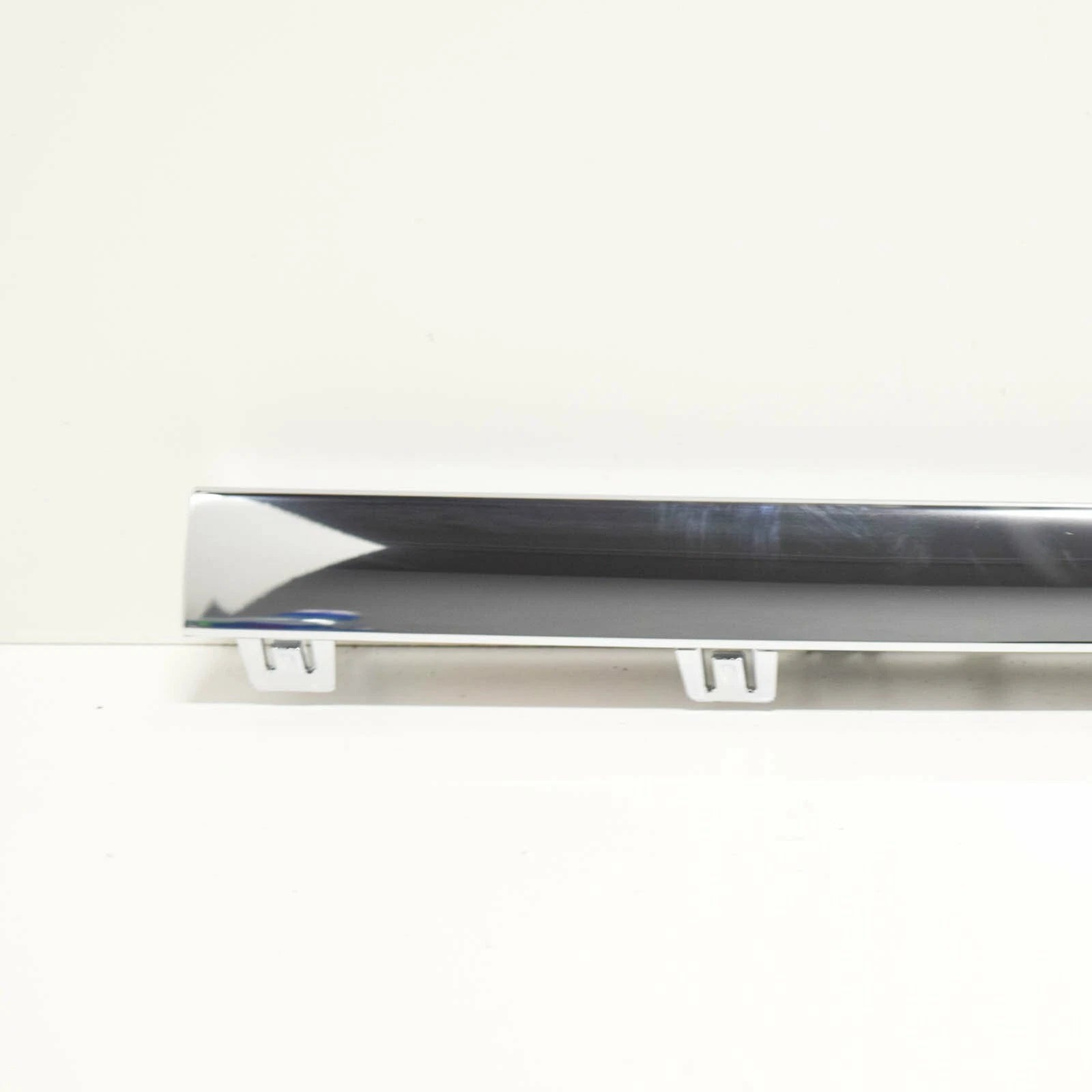 NEW MERCEDES-BENZ S W222 REAR RIGHT SIDE ORNAMENTAL TRIM A2226948282 ORIGINAL