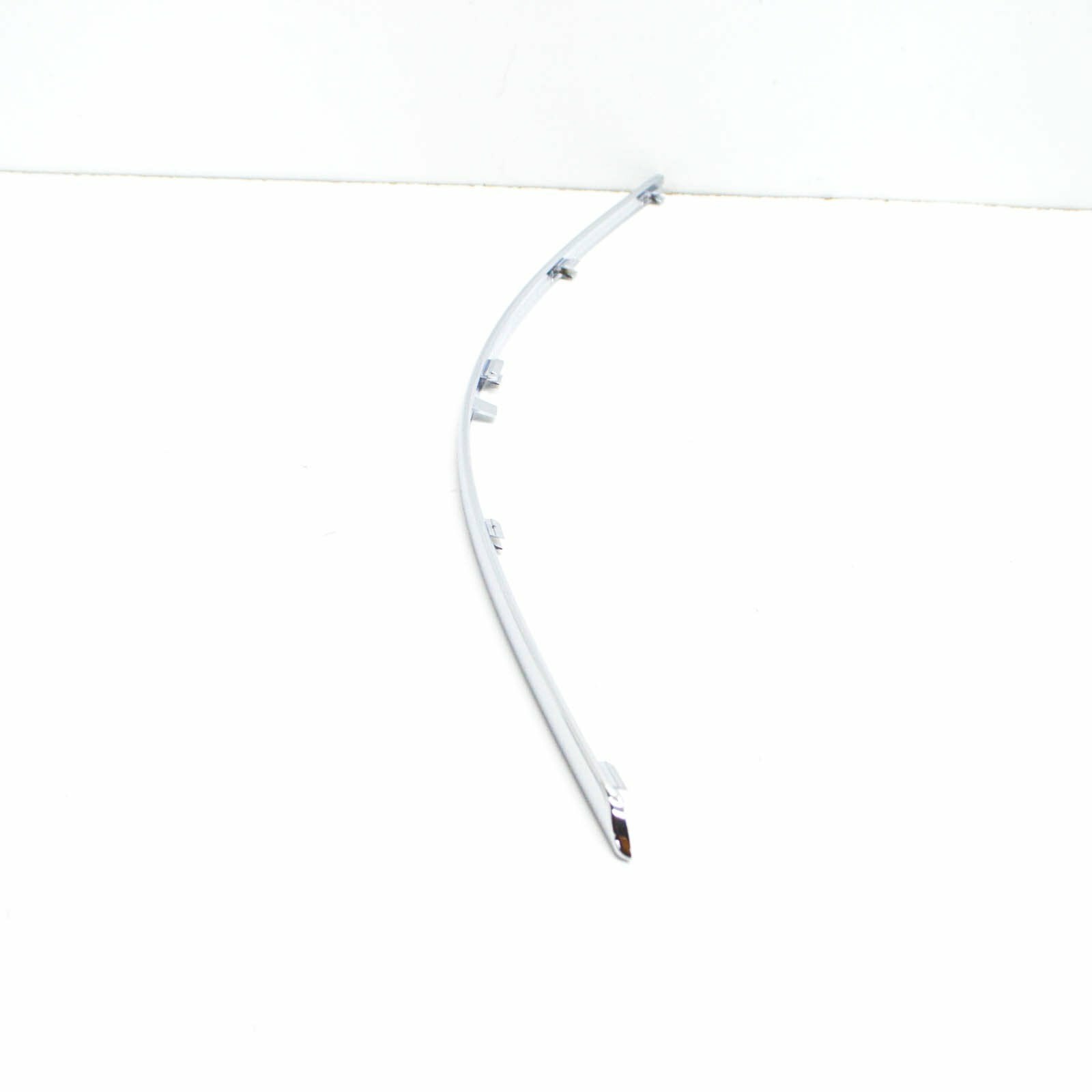 NEW MERCEDES-BENZ B W246 FRONT BUMPER LEFT CHROME MOLDING A2468850421 ORIGINAL