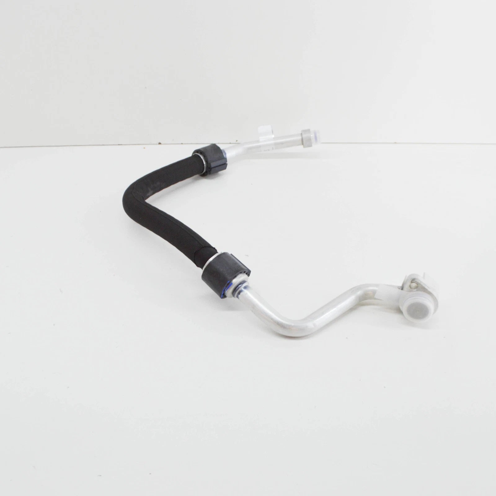 NEW AUDI Q7 4M A/C REFRIGERANT LINE 4M0816743CH ORIGINAL