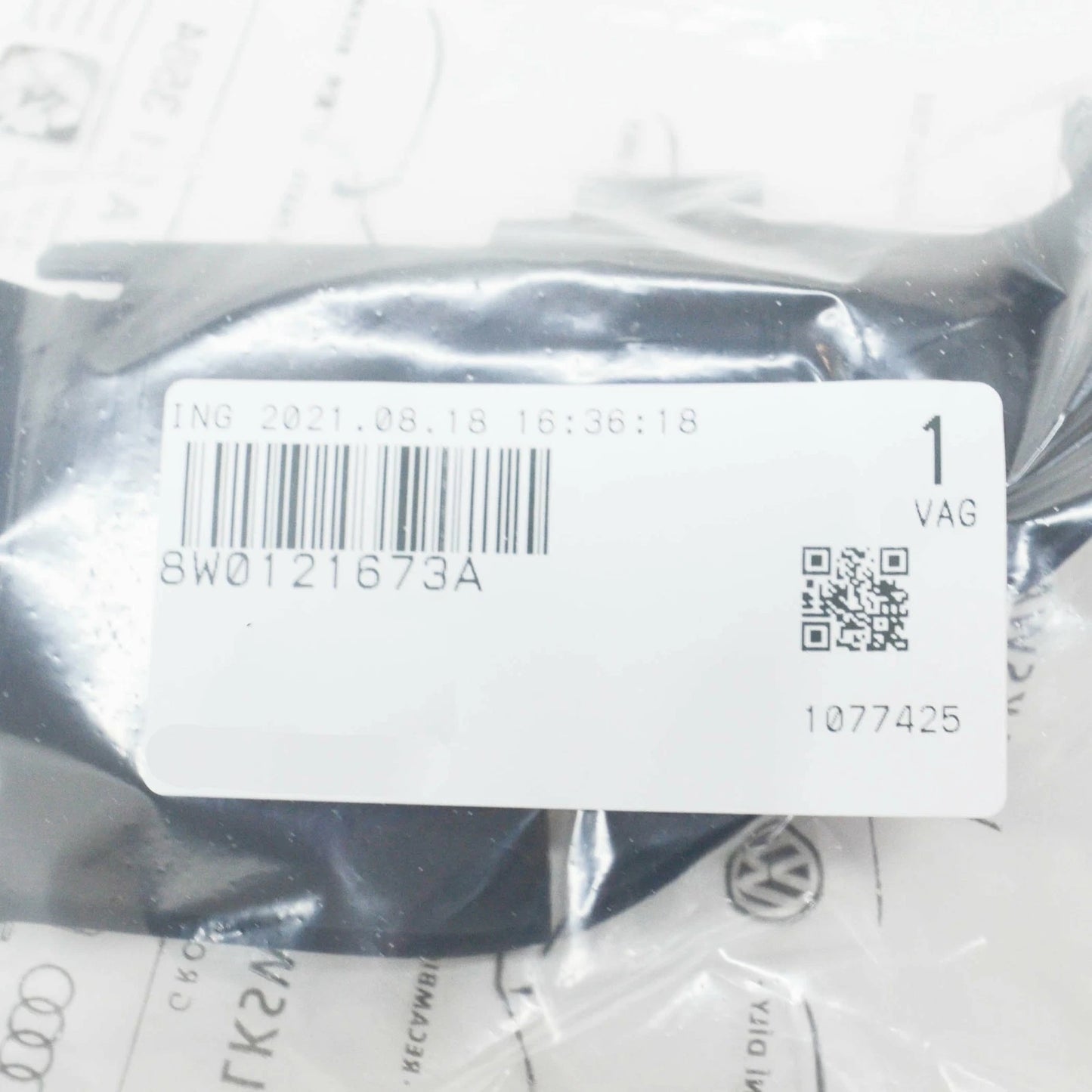 NEW AUDI A5 RADIATOR SURROUND AIR GUIDE LEFT 8W0121673A 2017 ORIGINAL