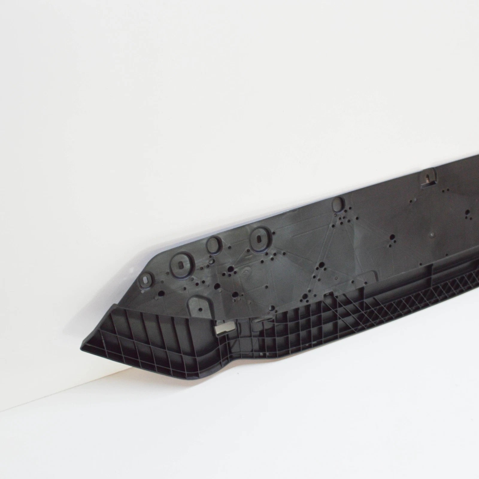 NEW AUDI A4 B9 FRONT BUMPER DEFLECTOR 8W0807611A ORIGINAL