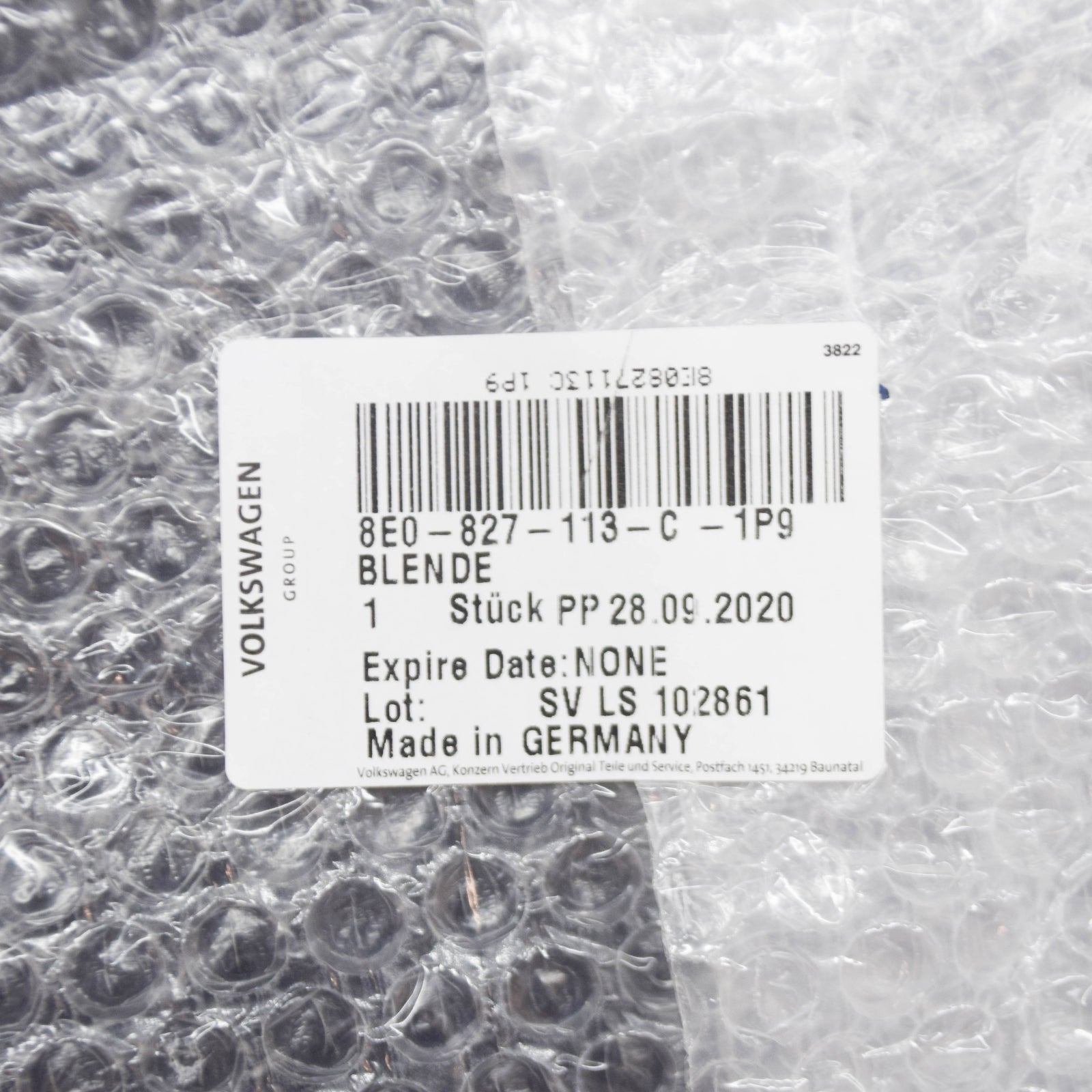 NEW AUDI A3 8P REAR LICENSE PLATE BRACKET 8E0827113C1P9 ORIGINAL