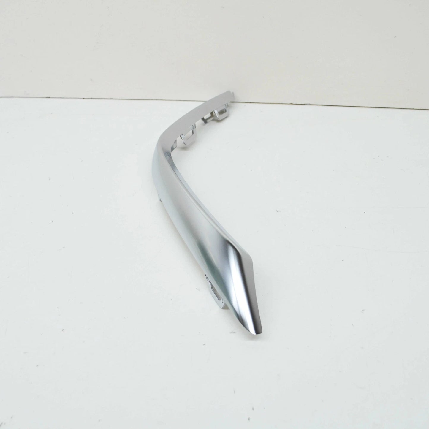 NEW AUDI A5 SPORTBACK 8W6 REAR LEFT BUMPER CHROME MOLDING 8W6853257A3Q7