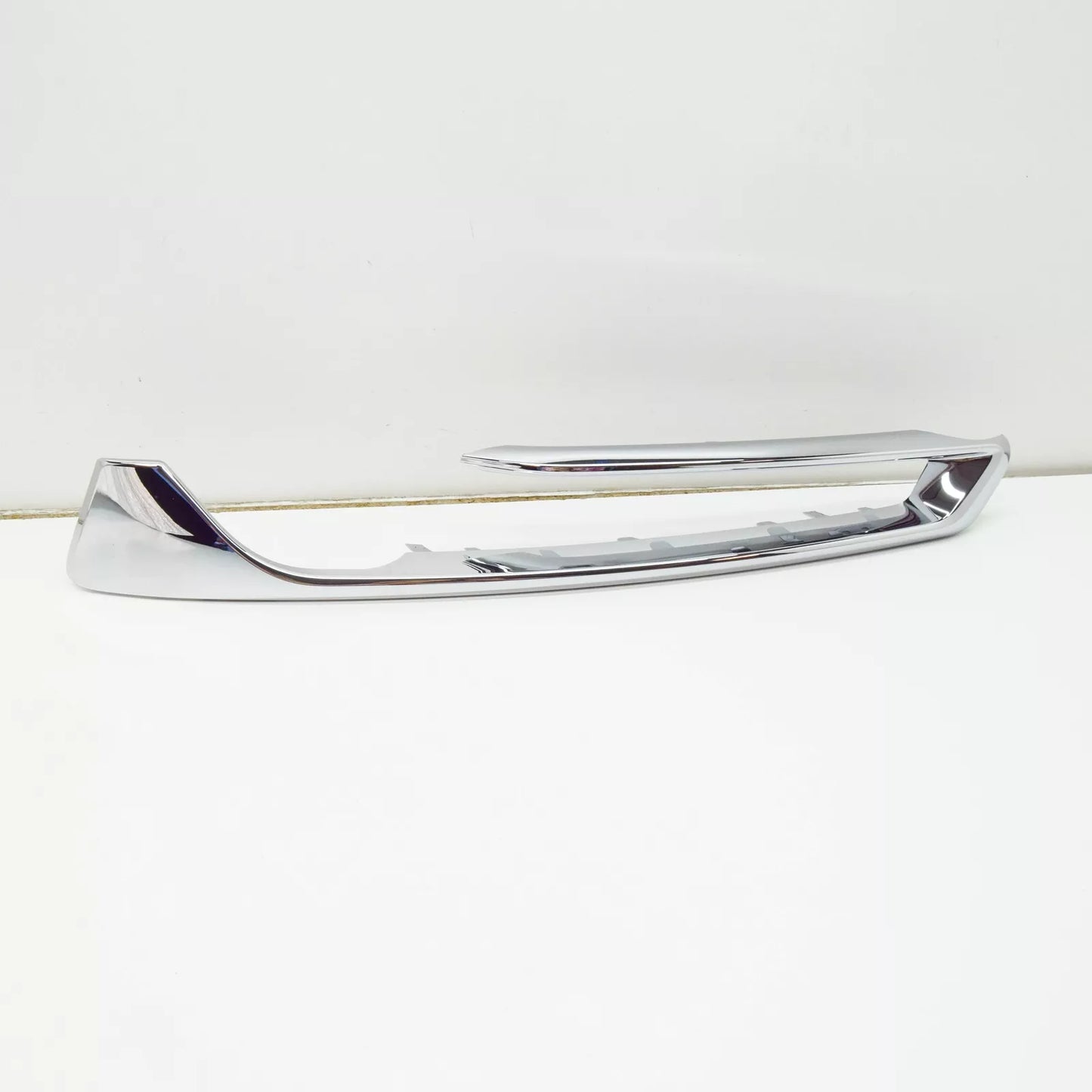 NEW BMW 2 CABRIO F23 FRONT LEFT FOG LIGHT TRIM 7452305 51117452305 ORIGINAL