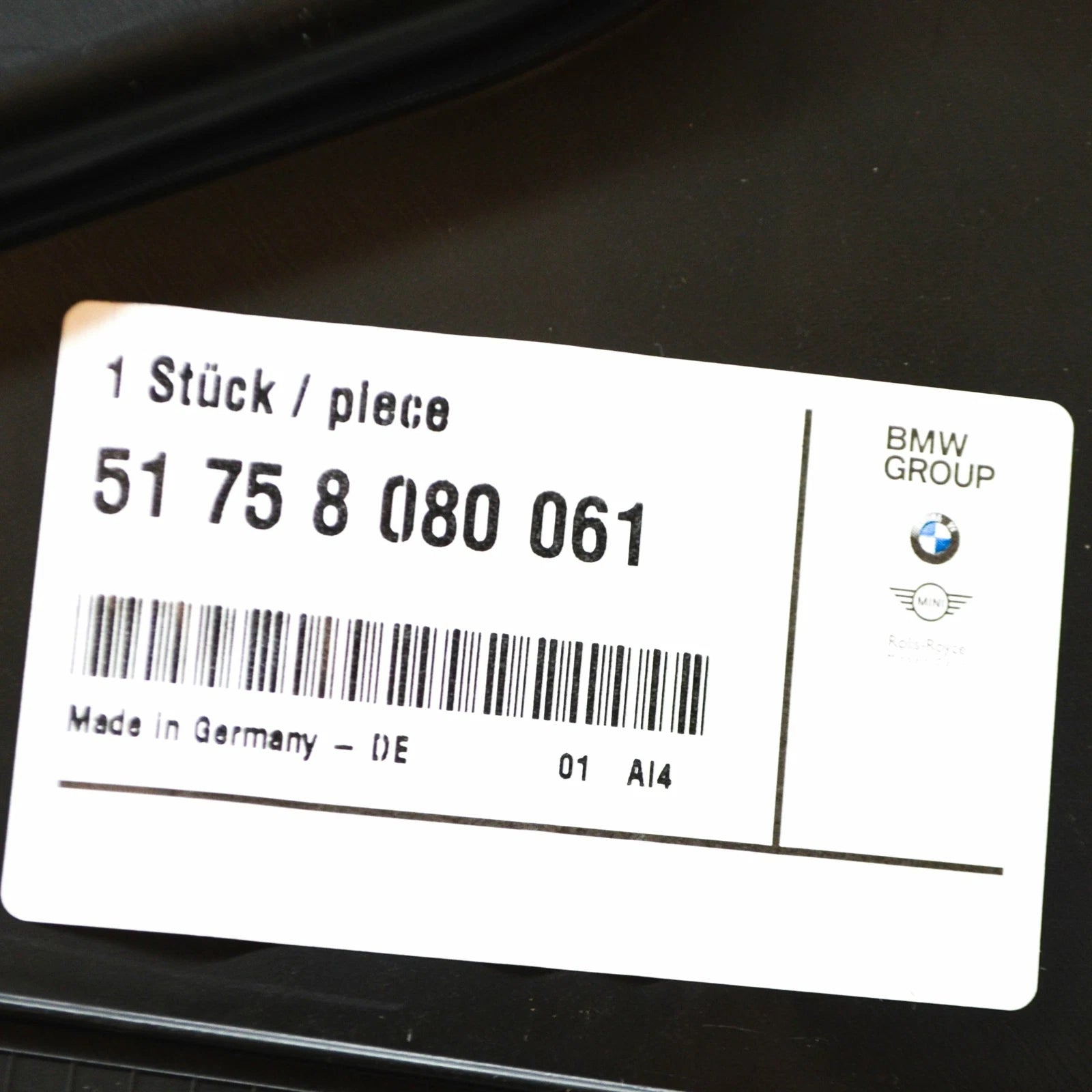 NEW BMW 7 G11 G12 FRONT LEFT WHEEL ARCH LOWER TRIM 51758080061 ORIGINAL