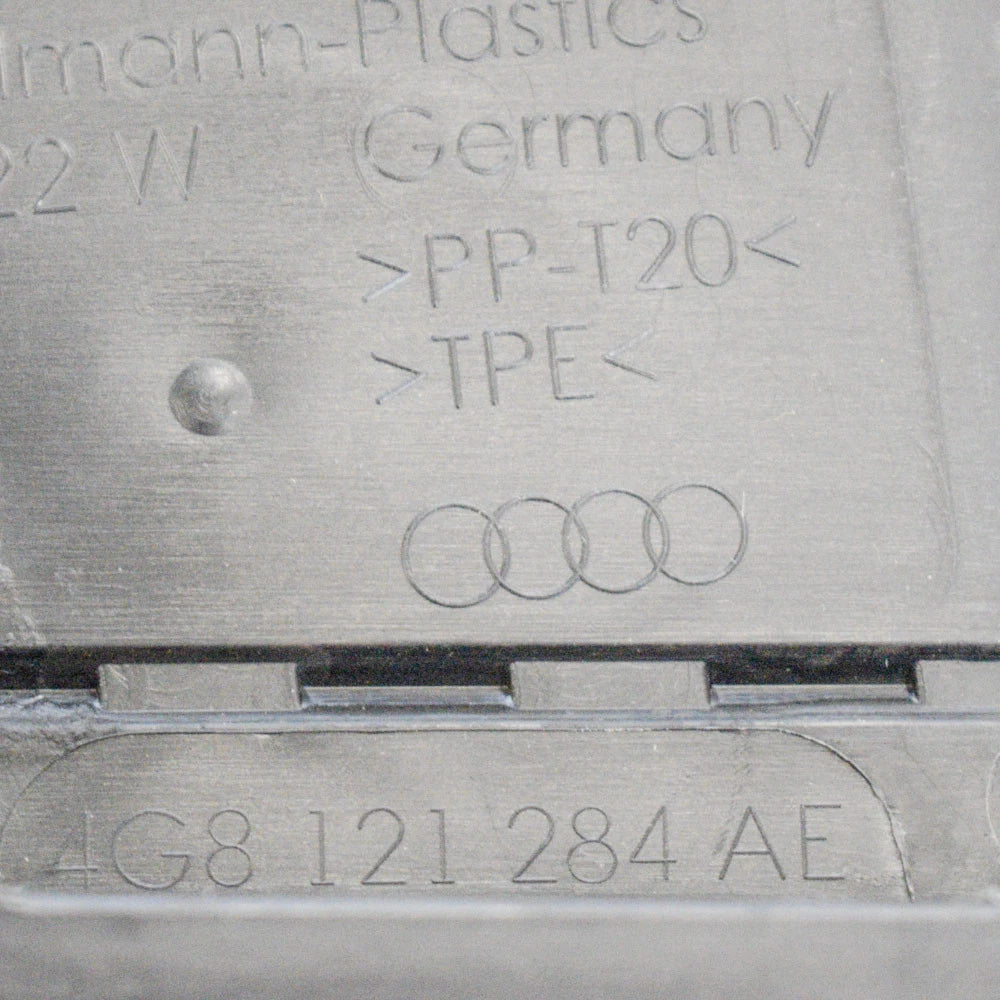 NEW AUDI A7 4G RADIATOR SUPPORT AIR DEFLECTOR RIGHT 4G8121284AE 2014