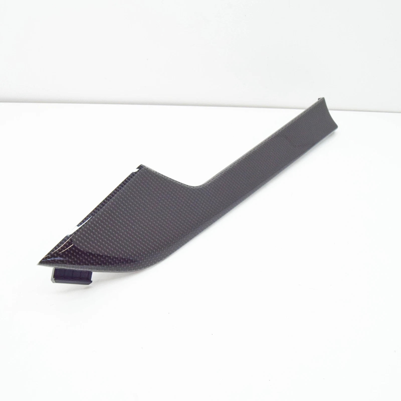 NEW AUDI A4 8W2, B9 FRONT LEFT DOOR TRIM MOLDING 8W0867409AB7V7 ORIGINAL