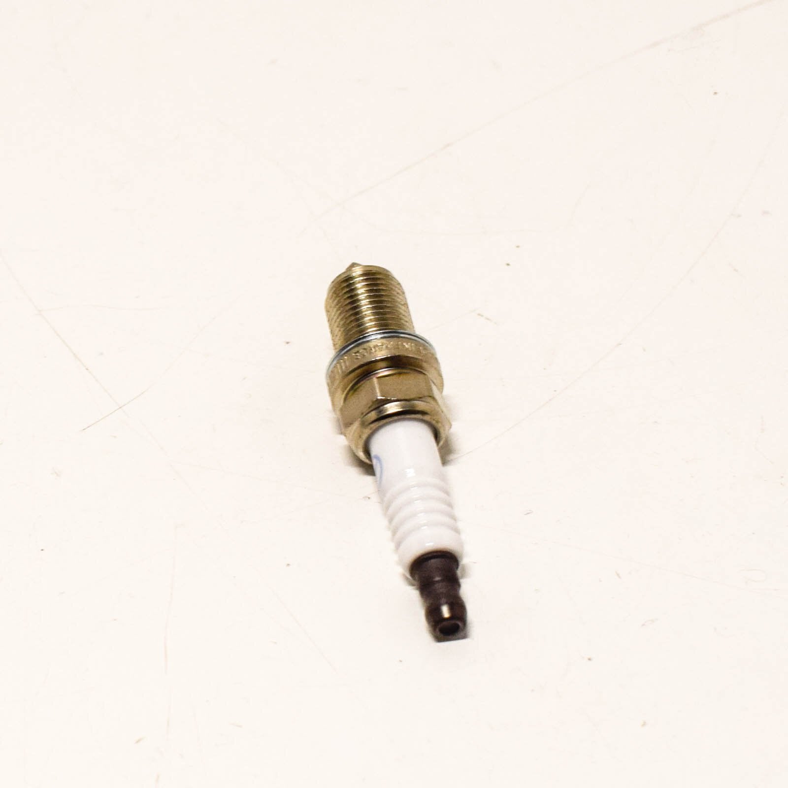 new mercedes-benz e-class w124 spark plug a0031596803 original