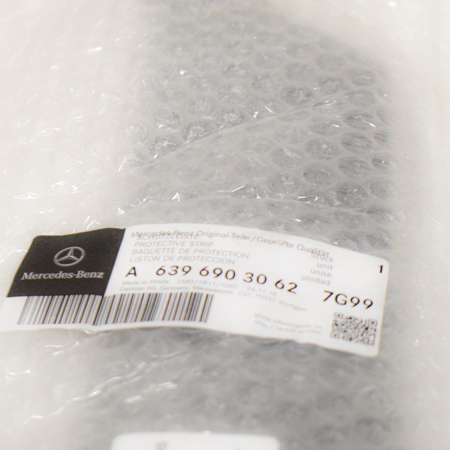 NEW MB VITO W639 REAR SIDE PANEL LEFT TOP MOULDING A63969030627G99 ORIGINAL