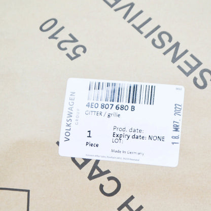 NEW AUDI A8 D3 FRONT BUMPER RIGHT GRILLE 4E0807680B