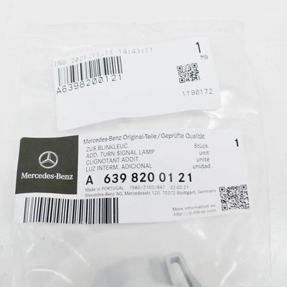 NEW MERCEDES-BENZ VITO W447 FRONT FENDER TURN SIGNAL LAMP A6398200121 ORIGINAL