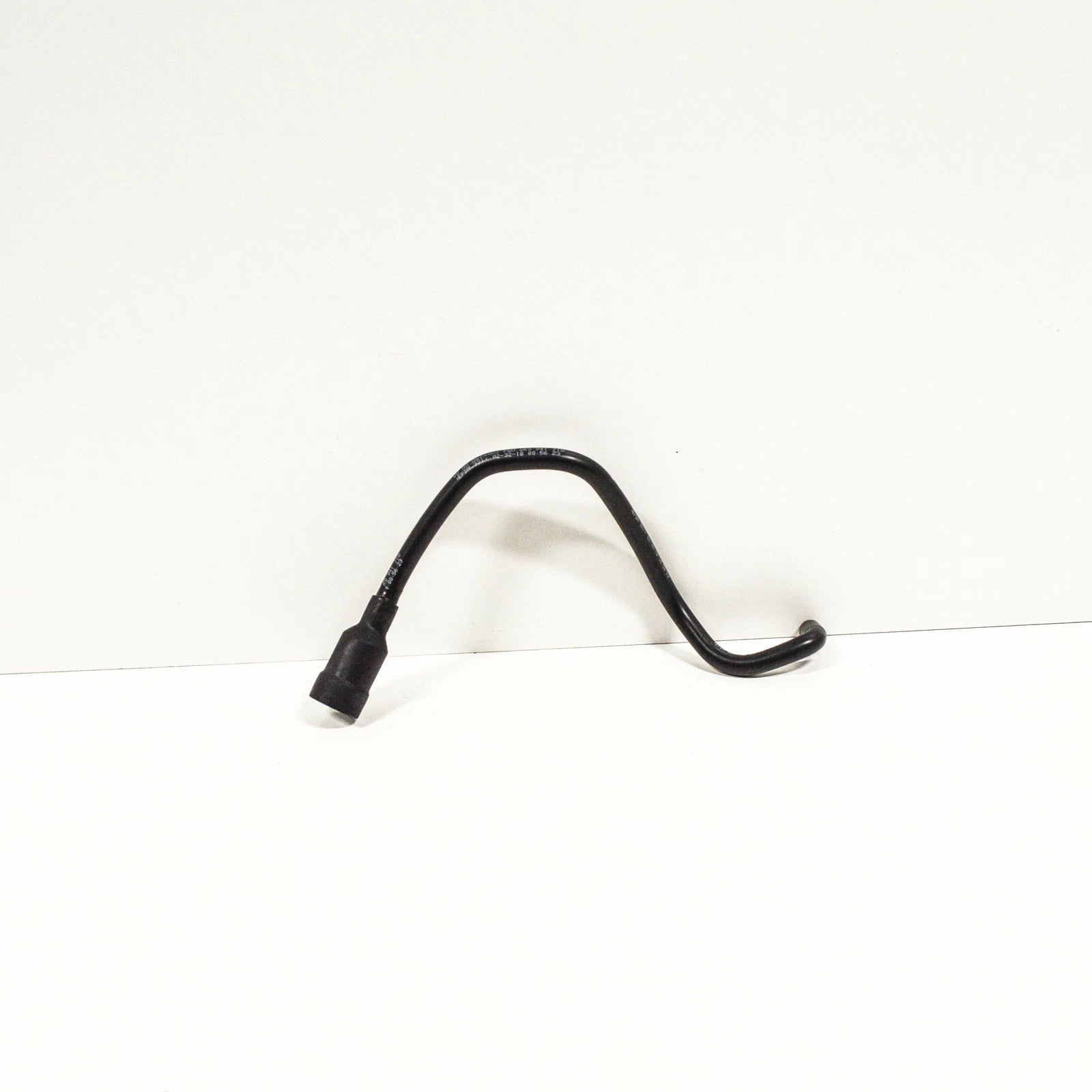 NEW AUDI Q5 8R HALOGEEN HEADLIGHT LAMP RIGHT PIPE 8R0941718