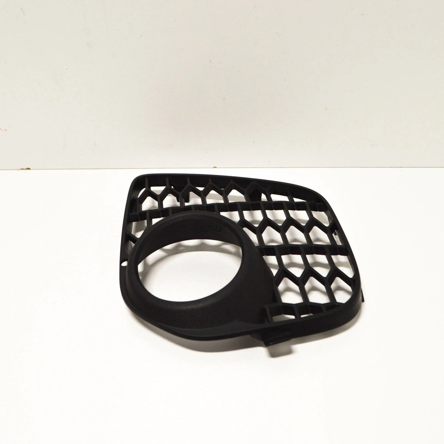 NEW BMW X5 E70 FRONT OPEN FOG LIGHT GRILLE RIGHT 8047344 51118047344 ORIGINAL