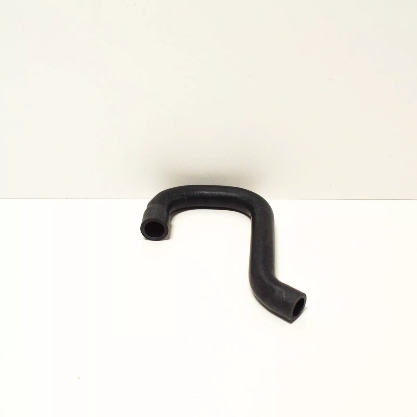 NEW BMW E36 CABRIO COUPE SEDAN IDLE VALVE AIR HOSE 1734523 13411734523 ORIGINAL