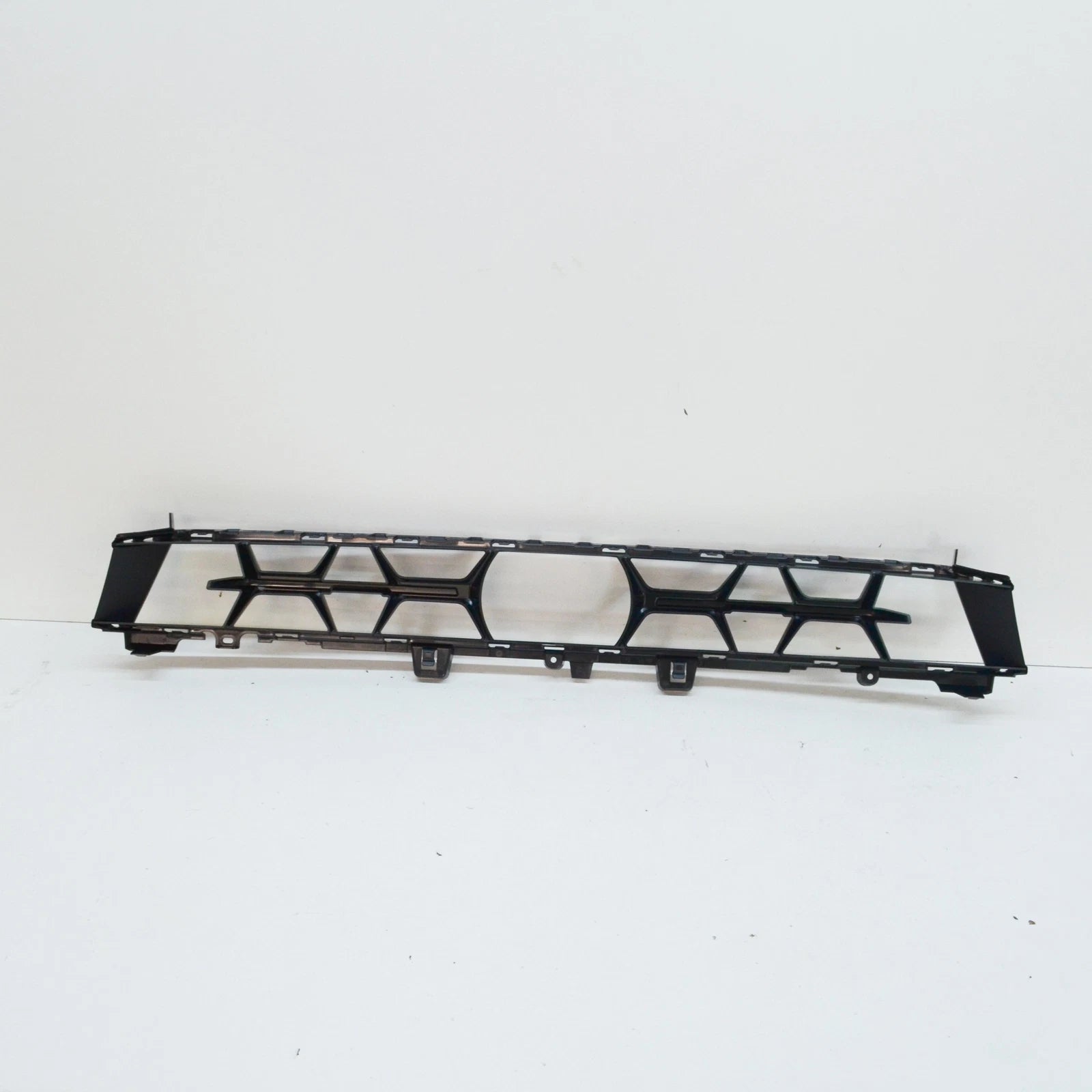 NEW BMW X6G06 FRONT CENTER LOWER BUMPER GRILLE 7446164 51117446164 ORIGINAL