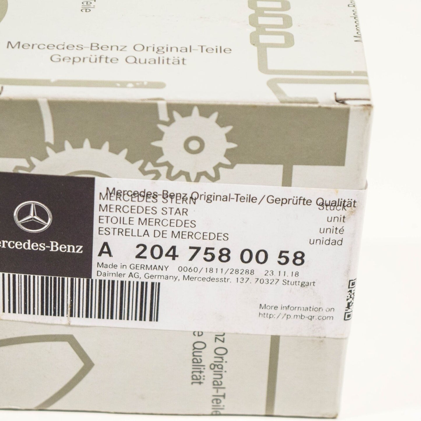 NEW MB C-CLASS W204 REAR TRUNK BOOT LID STAR EMBLEM BADGE A2047580058 ORIGINAL