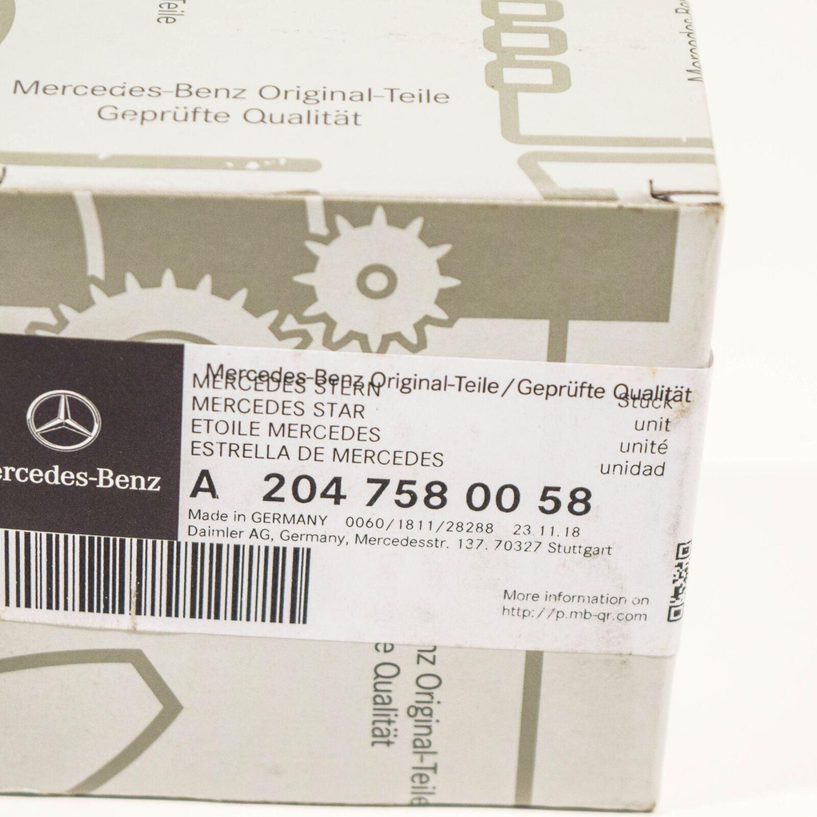 NEW MB C-CLASS W204 REAR TRUNK BOOT LID STAR EMBLEM BADGE A2047580058 ORIGINAL