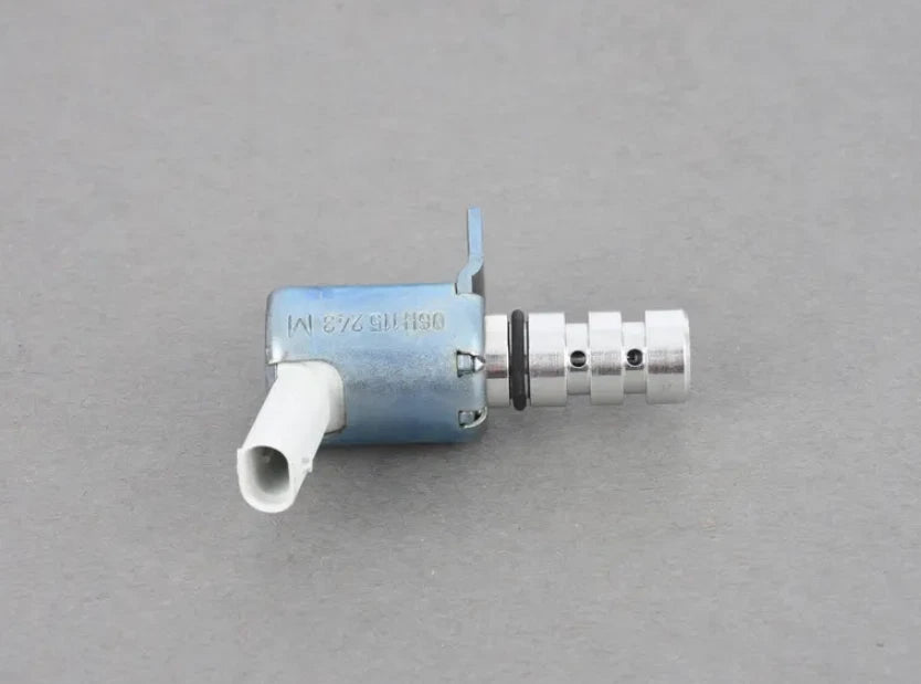 NEW VW SCIROCCO MK3 VARIABLE TIMING CAMSHAFT CONTROL VALVE 06H115243M ORIGINAL