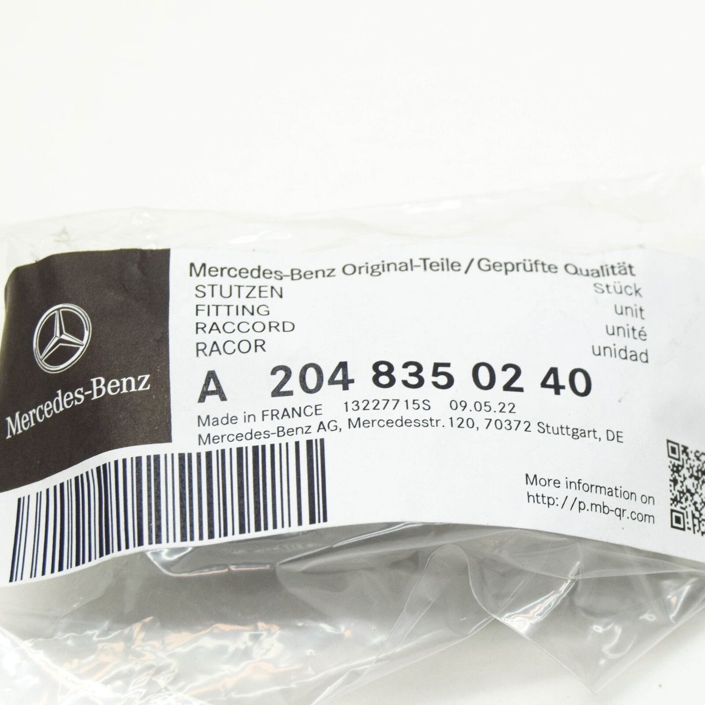 NEW MERCEDES-BENZ C W204 HEATER VENTILATION FITTING A2048350240 ORIGINAL