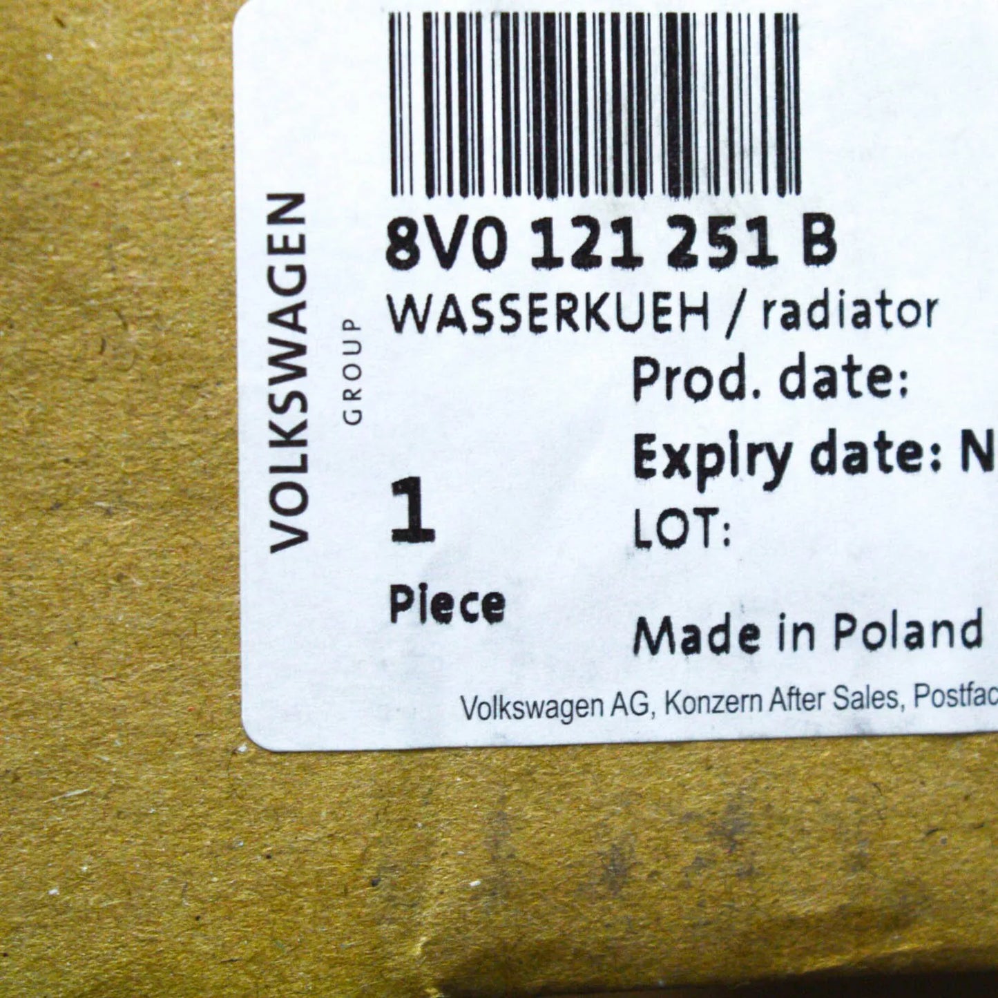 NEW AUDI RS3 8V ENGINE COOLING RADIATOR 8V0121251B ORIGINAL