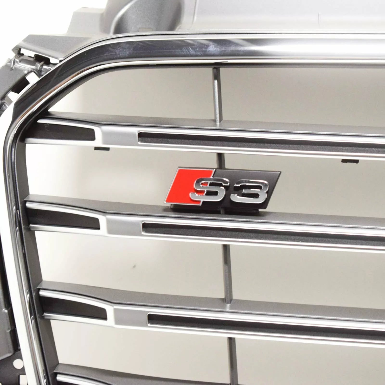 NEW AUDI A3 S3 FRONT BUMPER RADIATOR GRILLE 8V5853651D1RR