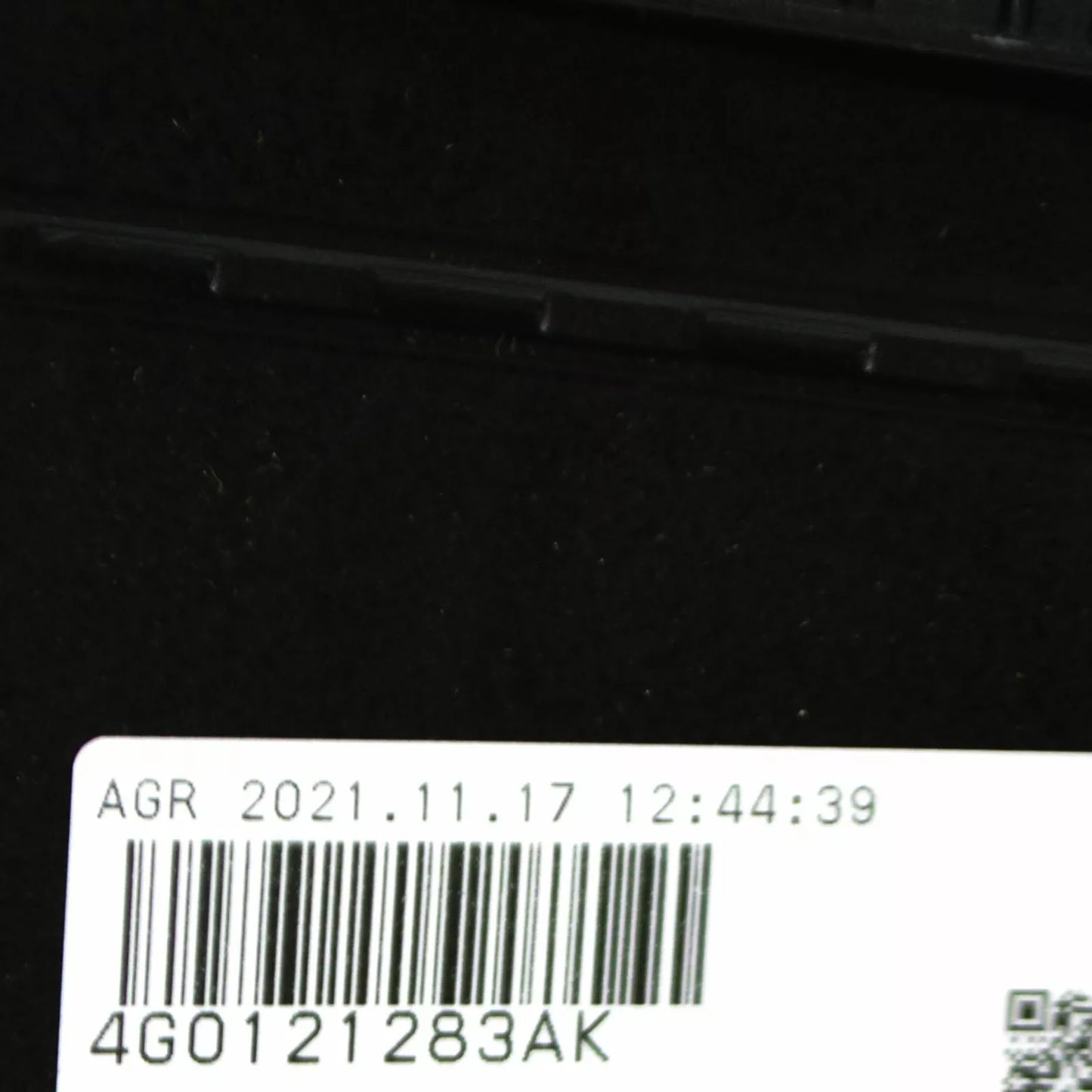 NEW AUDI A6 C7 LEFT RADIATOR AIR GUIDE 4G0121283AK