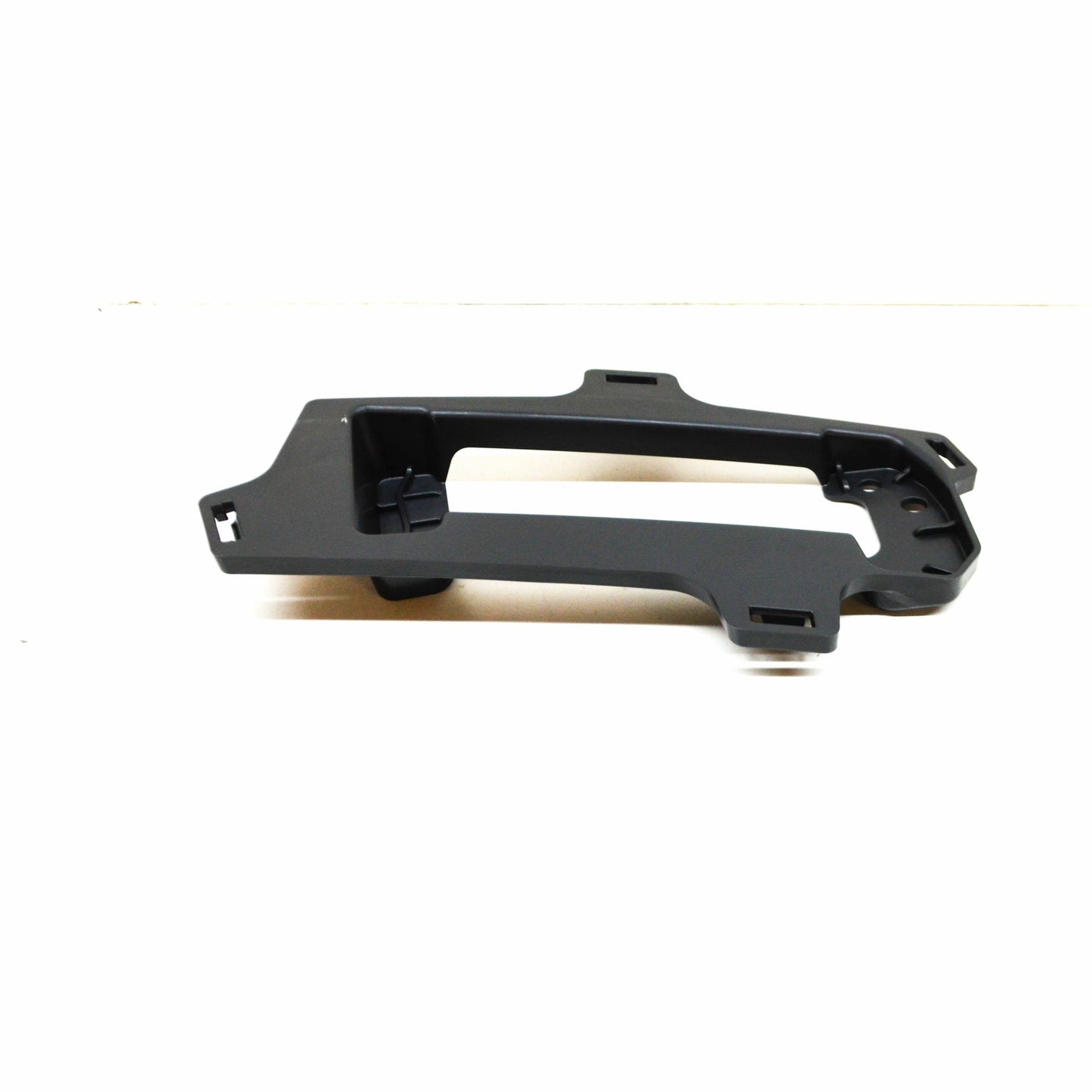 NEW MERCEDES-BENZ GLK X204 FRONT RIGHT BEZEL BRACKET A2048850131 ORIGINAL