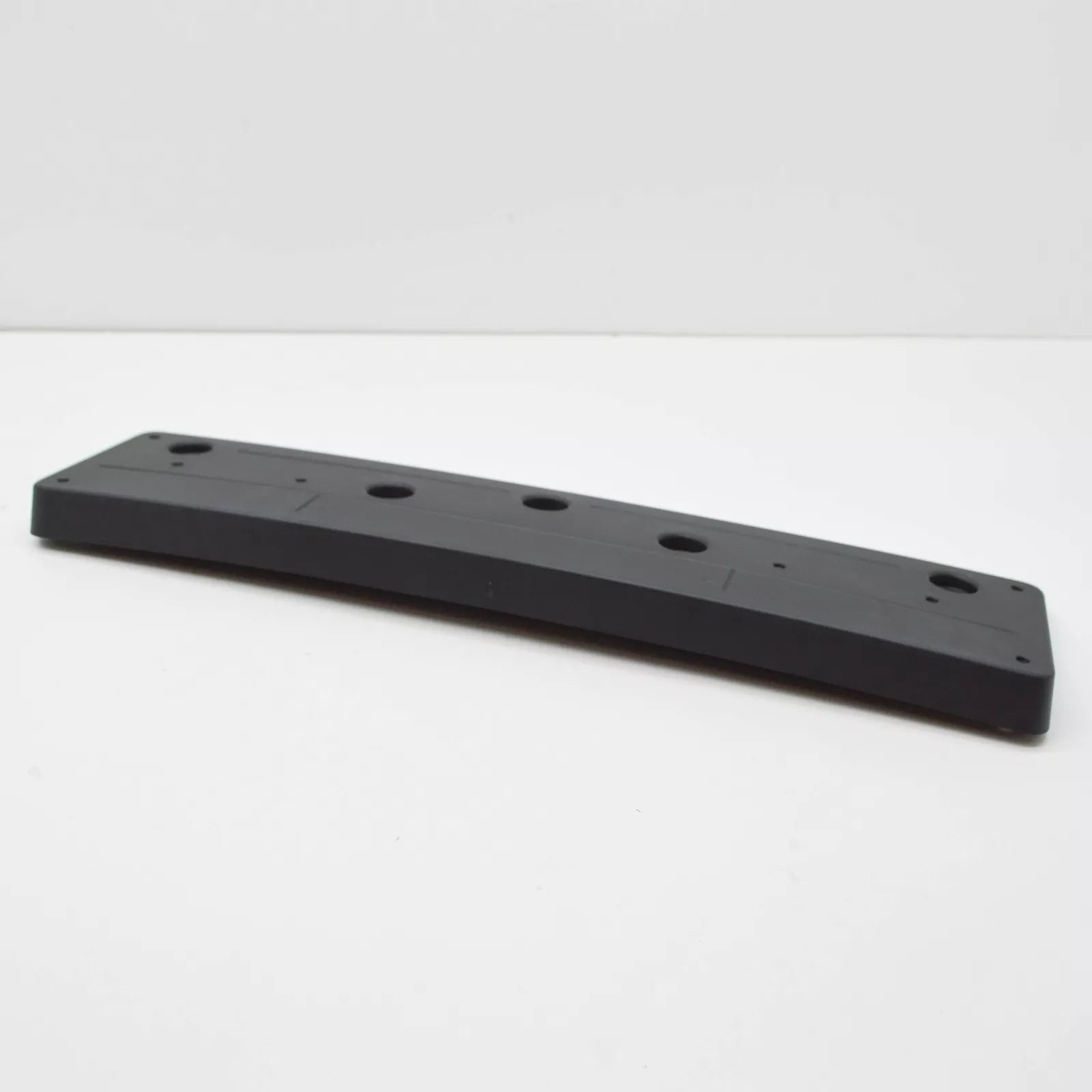 NEW BMW X1 F48 FRONT BUMPER LICENSE NUMBER PLATE 51137354776 7354776 2015