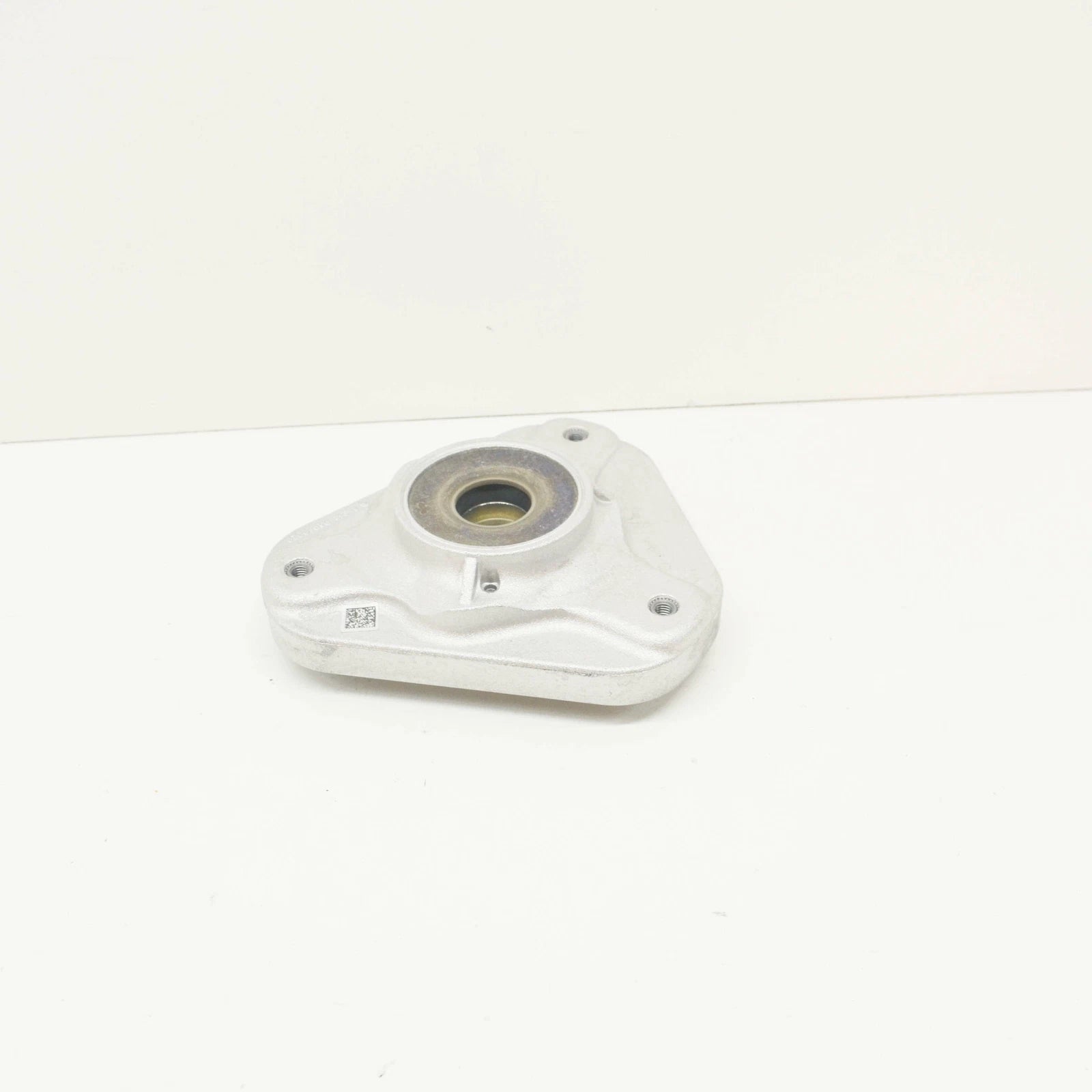 NEW MERCEDES-BENZ E W212 FRONT SPRING STRUT SUPPORT BUSHING A2123230020 ORIGINAL