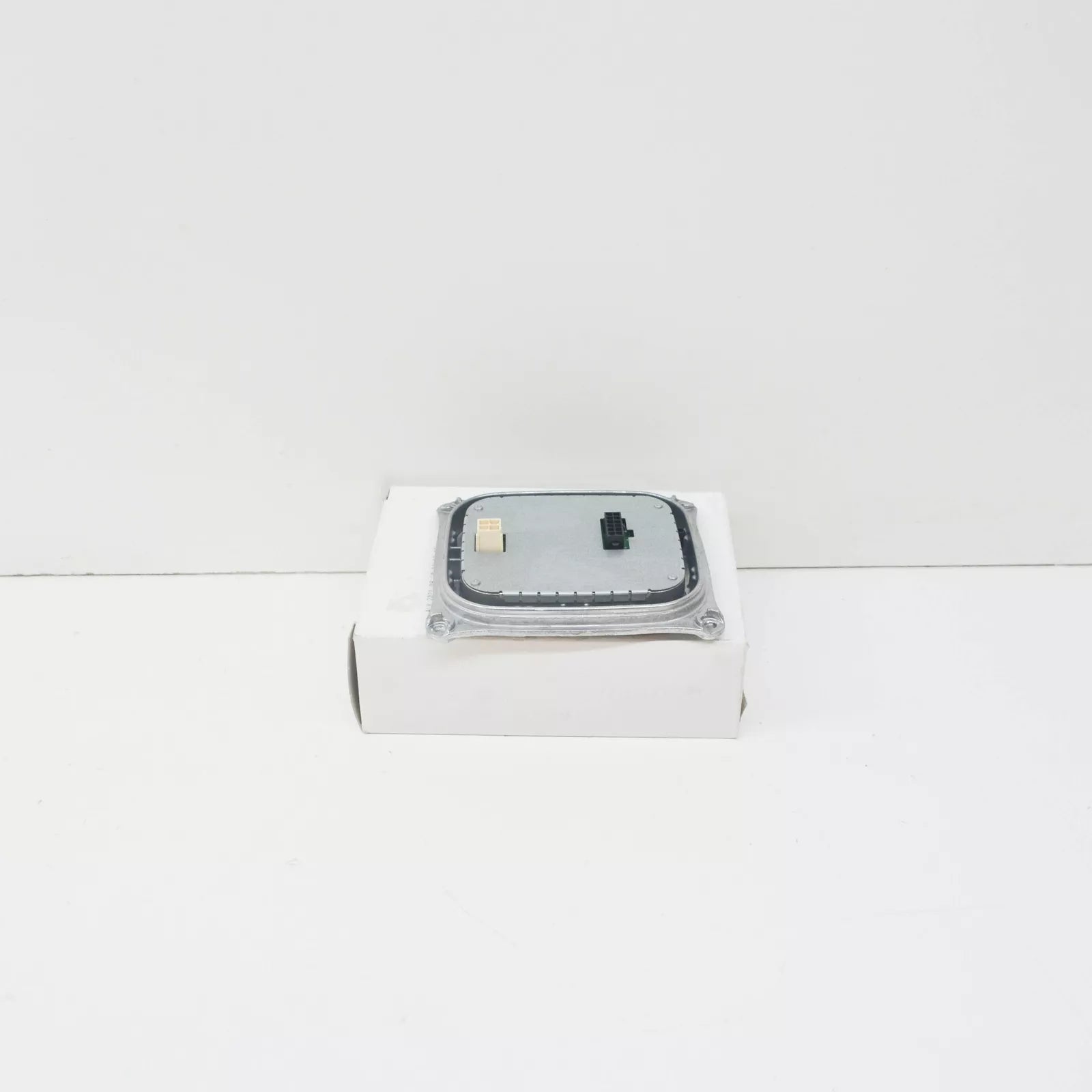 NEW AUDI RS7 4G FRONT HEADLIGHT CONTROL MODULE 4G0907472C ORIGINAL