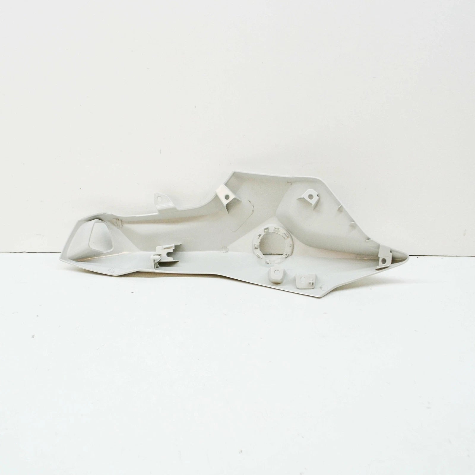 NEW BMW K73 F800 R LEFT INTAKE SNORKEL 46638549801 ORIGINAL