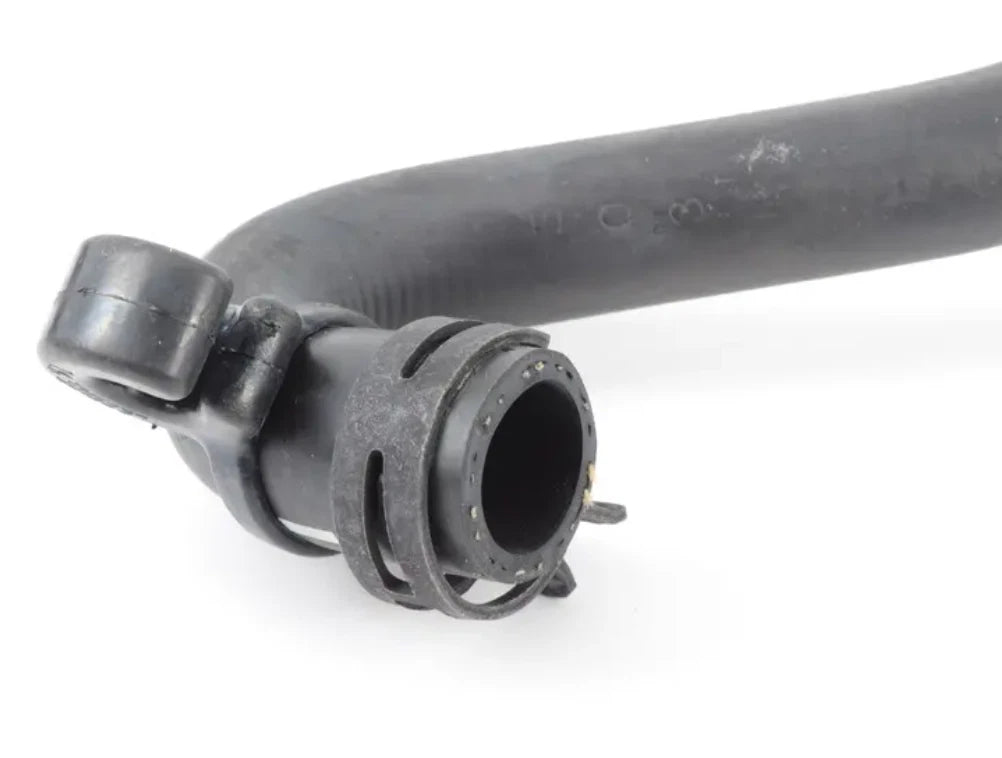 NEW BMW X3 E83 RADIATOR AND ENGINE RETURN HOSE 17123448462 3448462 ORIGINAL