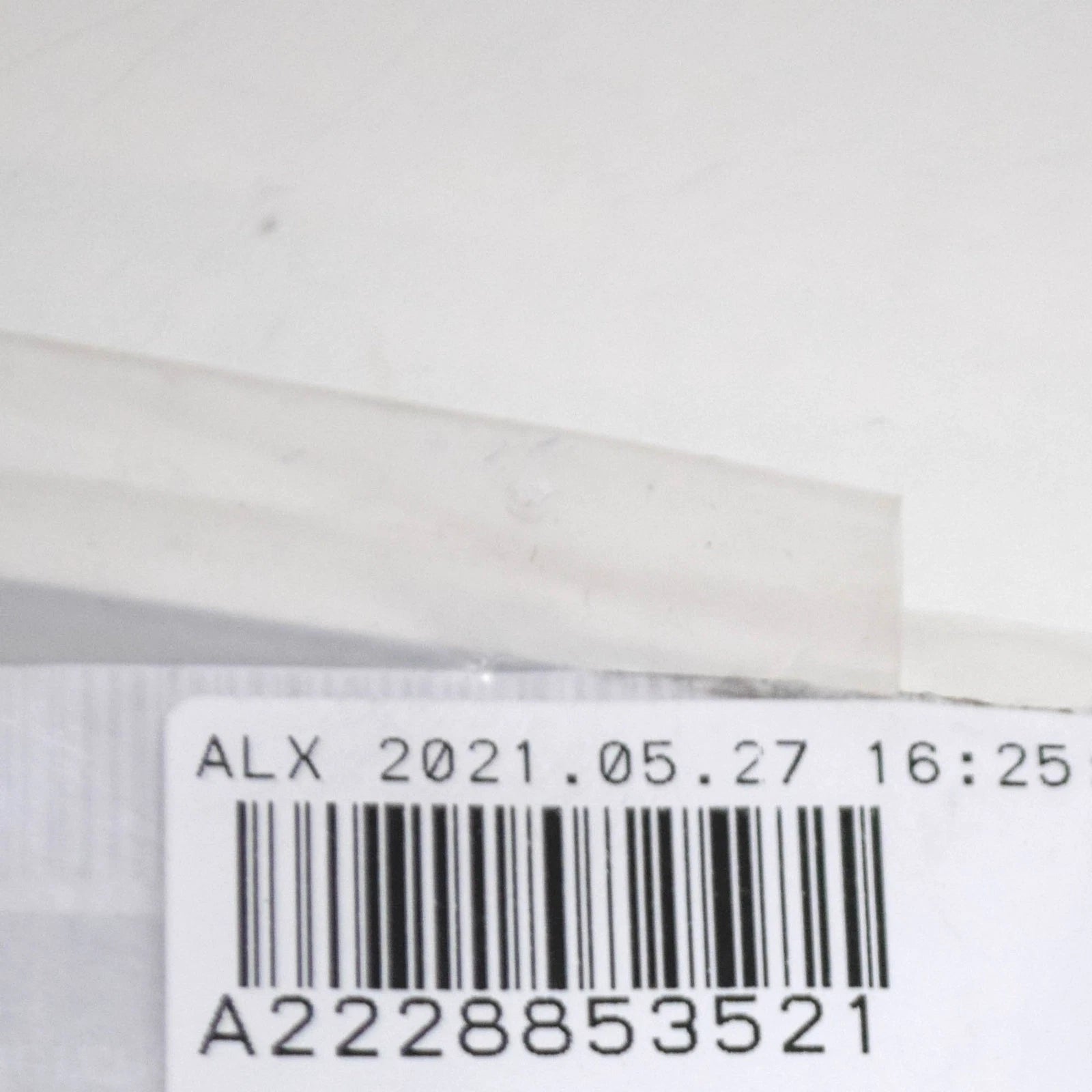 NEW MB S W222 REAR BUMPER CENTER CHROME MOLDING A2228853521 ORIGINAL