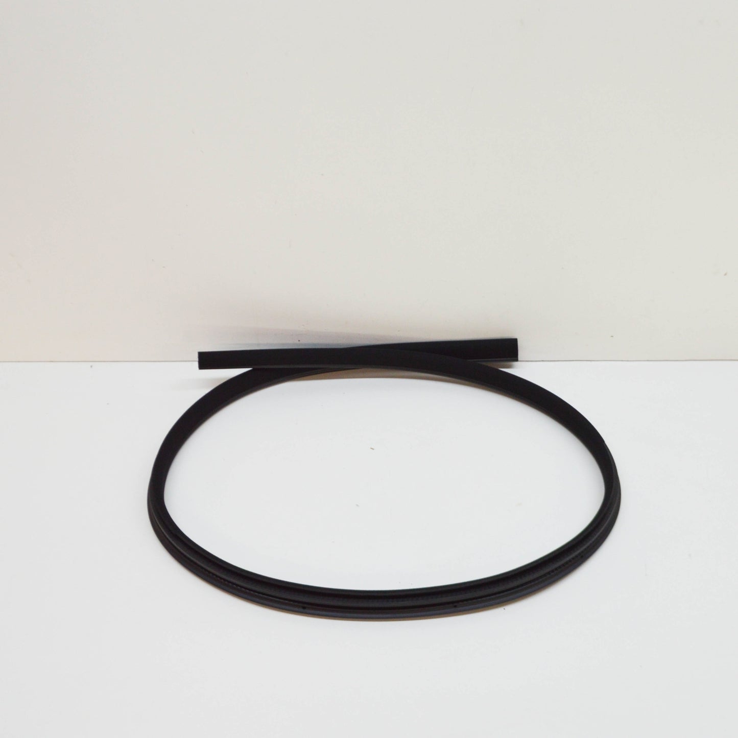 new mb e coupe c207 front left door edge protection a20769203769b00 original