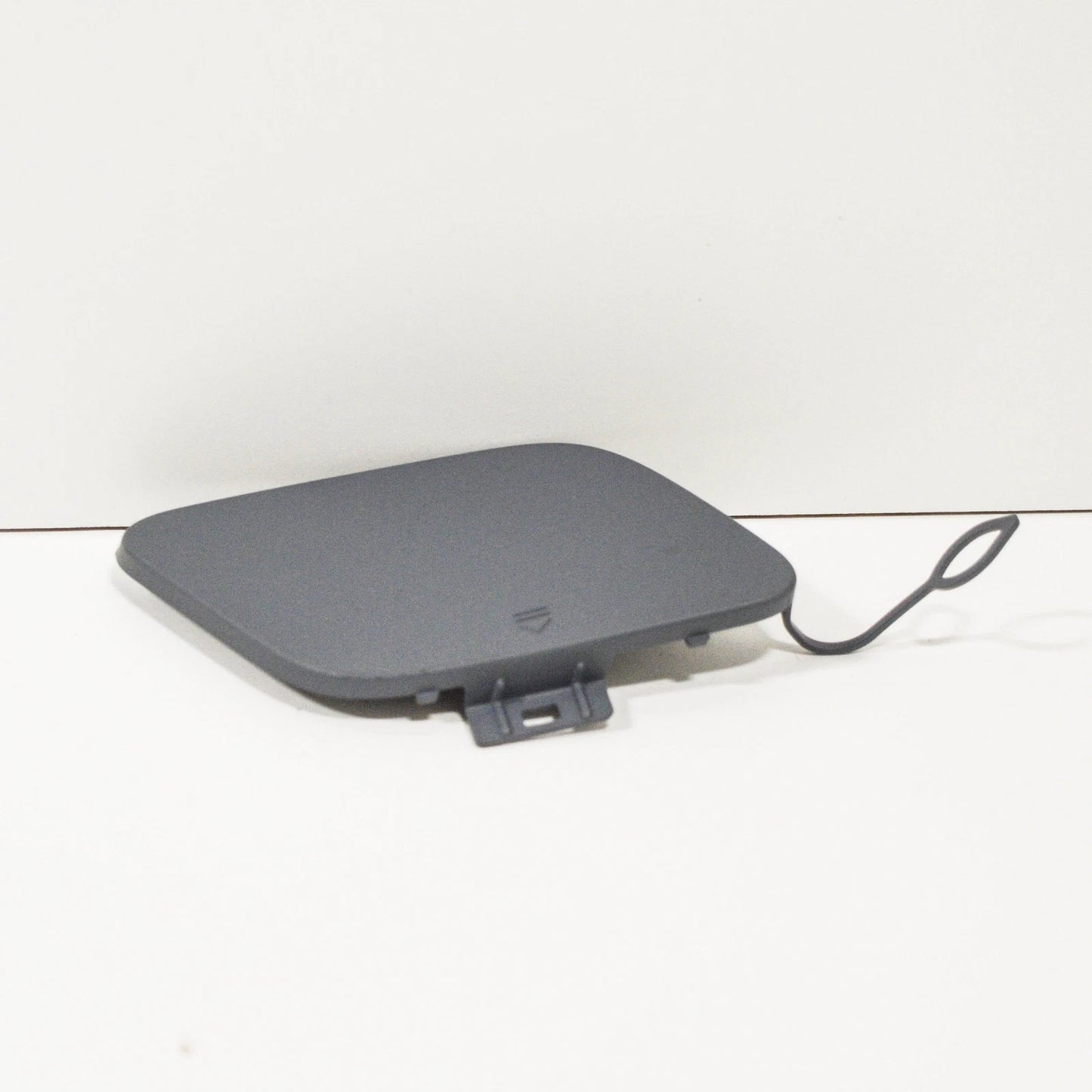 NEW MB CL-CLASS C216 FRONT BUMPER TOW EYE COVER A21688503229999 ORIGINAL