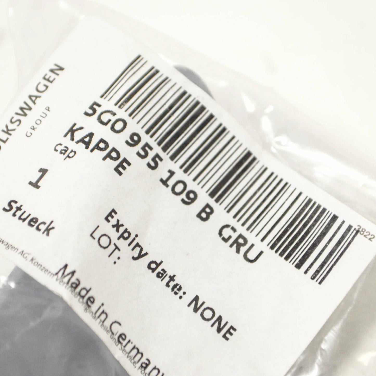 NEW VW GOLF MK7 R FRONT LEFT HEADLIGHT WASHER COVER CAP 5G0955109BGRU ORIGINAL