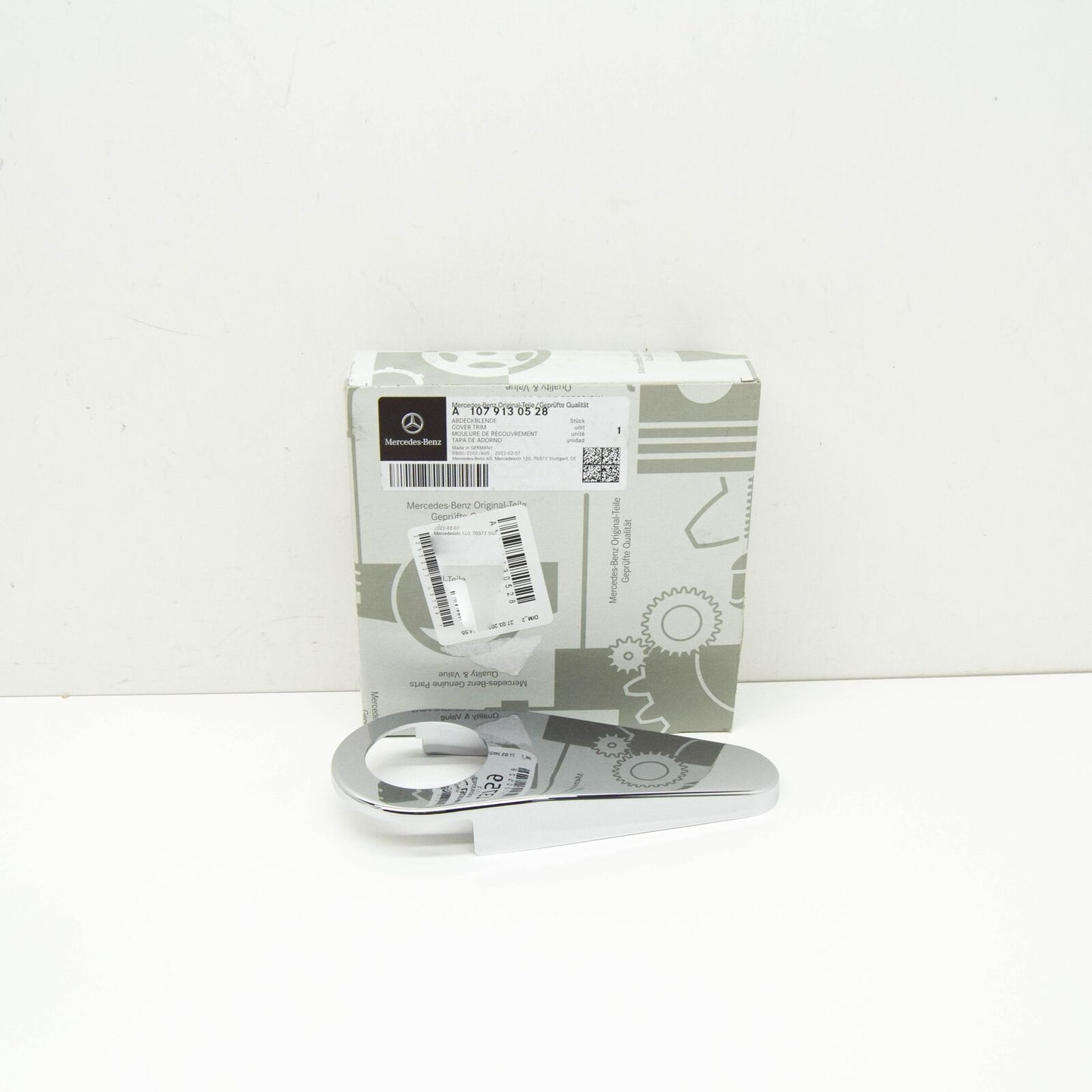 NEW MB SL C107 FRONT LEFT SEAT HINGE COVER A1079130528 ORIGINAL