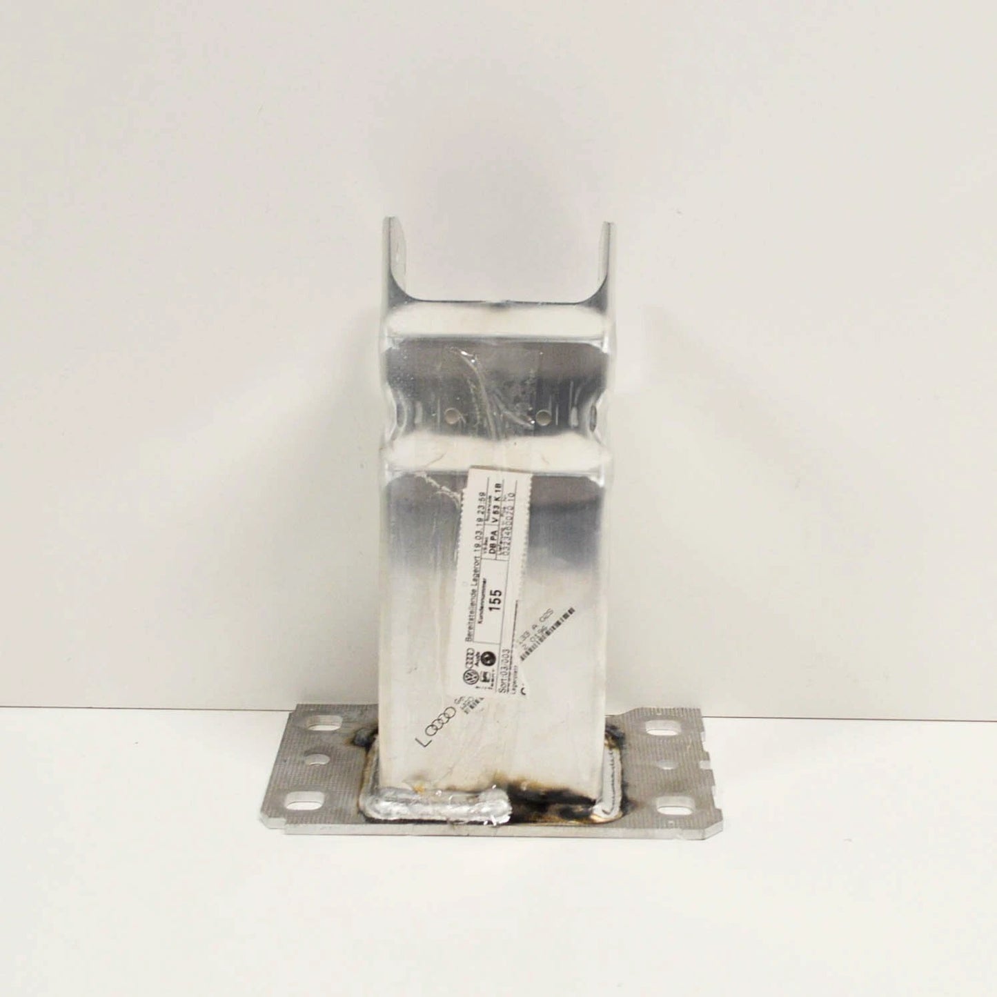 NEW AUDI A5 S5 8W6 FRONT LEFT RAIL EXTENSION BRACKET 8W6807133A ORIGINAL