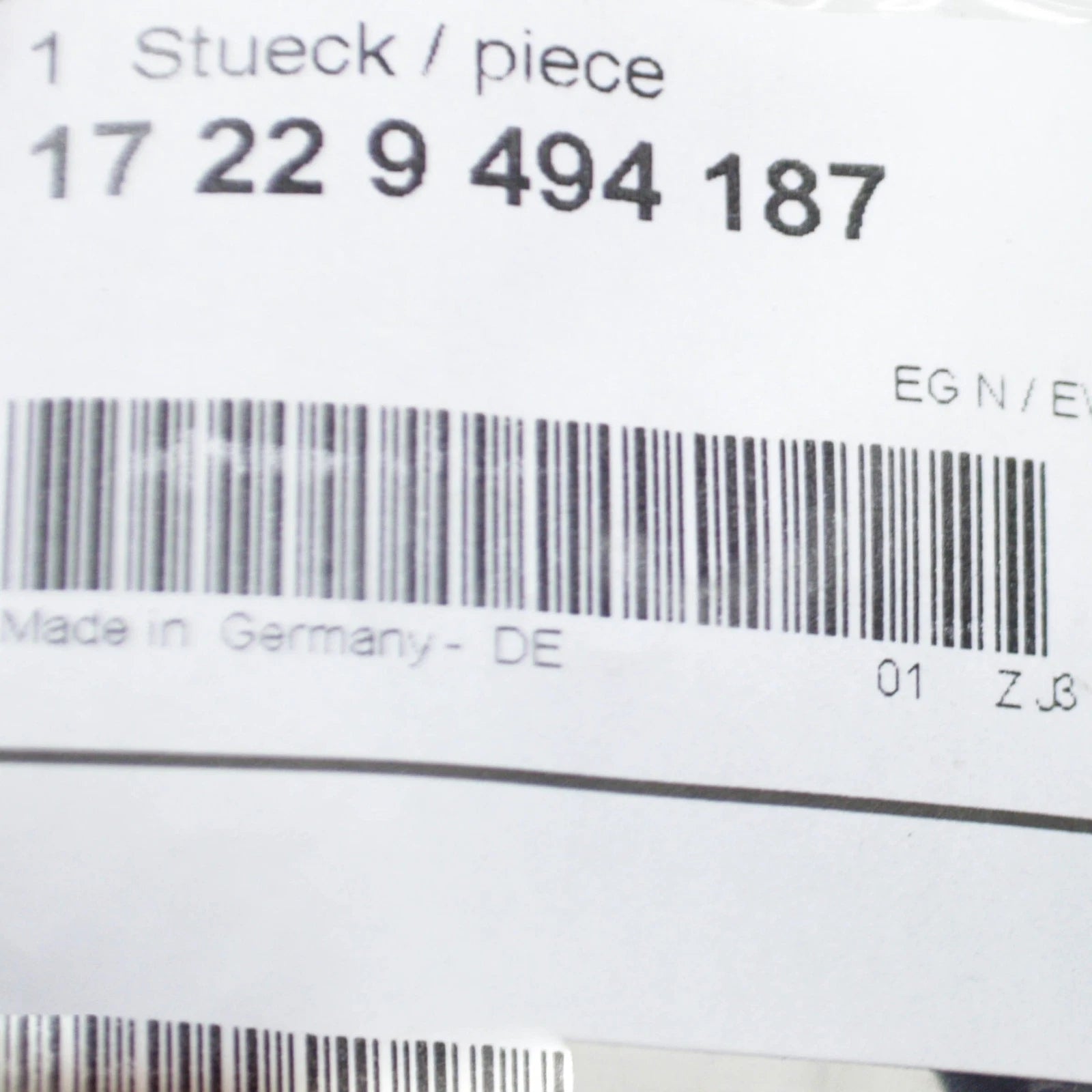 NEW BMW 5 G30 OIL COOLER LINE BRACKET 17229494187 ORIGINAL