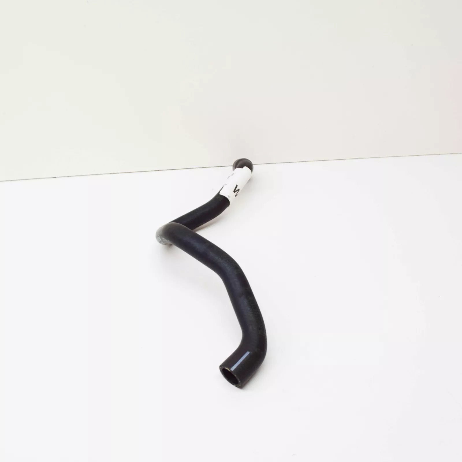 NEW MERCEDES-BENZ A W168 EXPANSION TANK TO WATER PUMP HOSE A1685010882 ORIGINAL