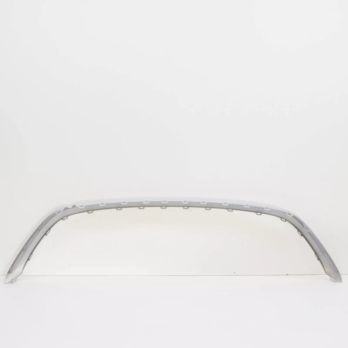 NEW VOLKSWAGEN ID.4 E21 REAR BUMPER CENTER LOWER MOLDING 11A8533332UC ORIGINAL