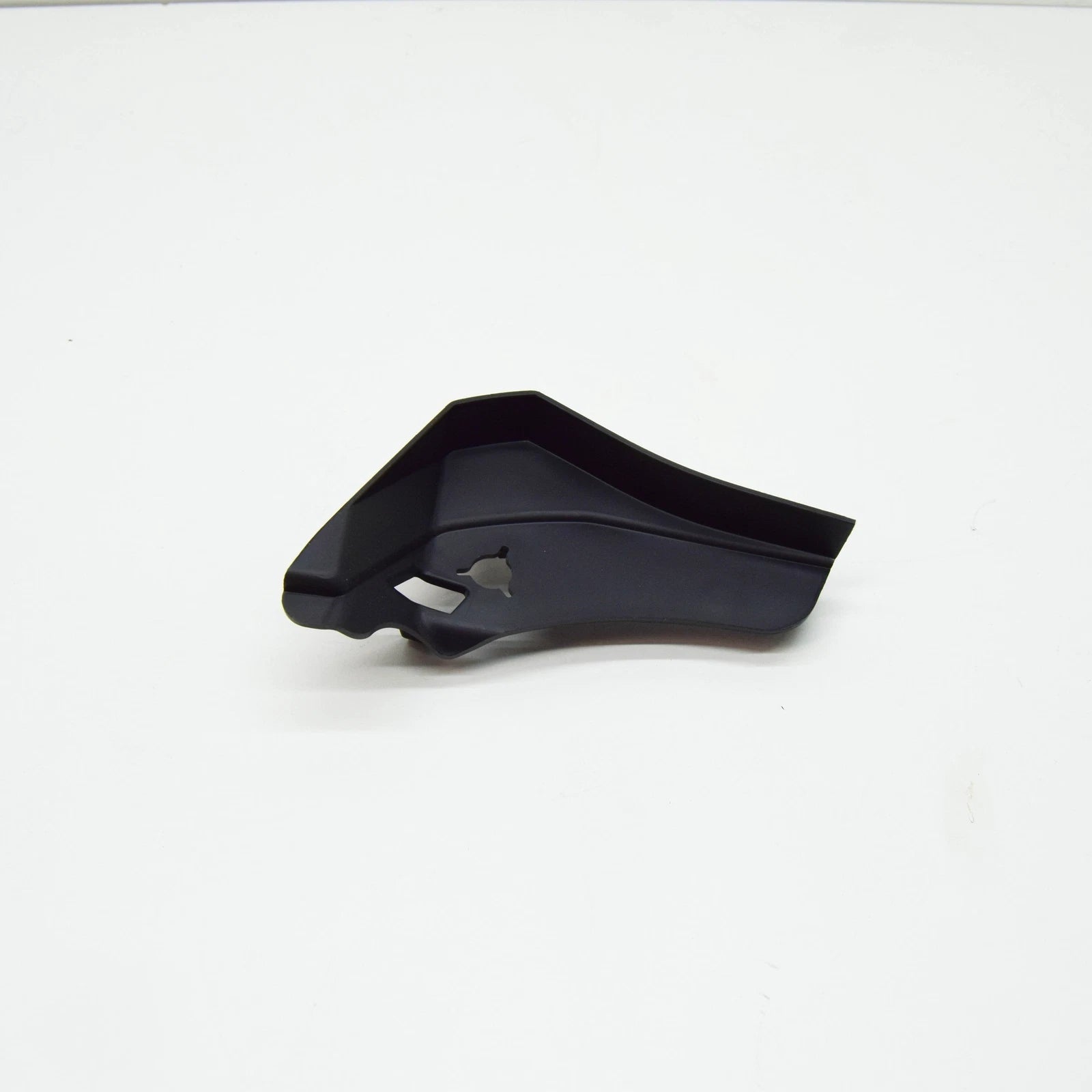 NEW AUDI A3 8V LEFT WHEELHOUSING ADAPTER 8V3807409A ORIGINAL