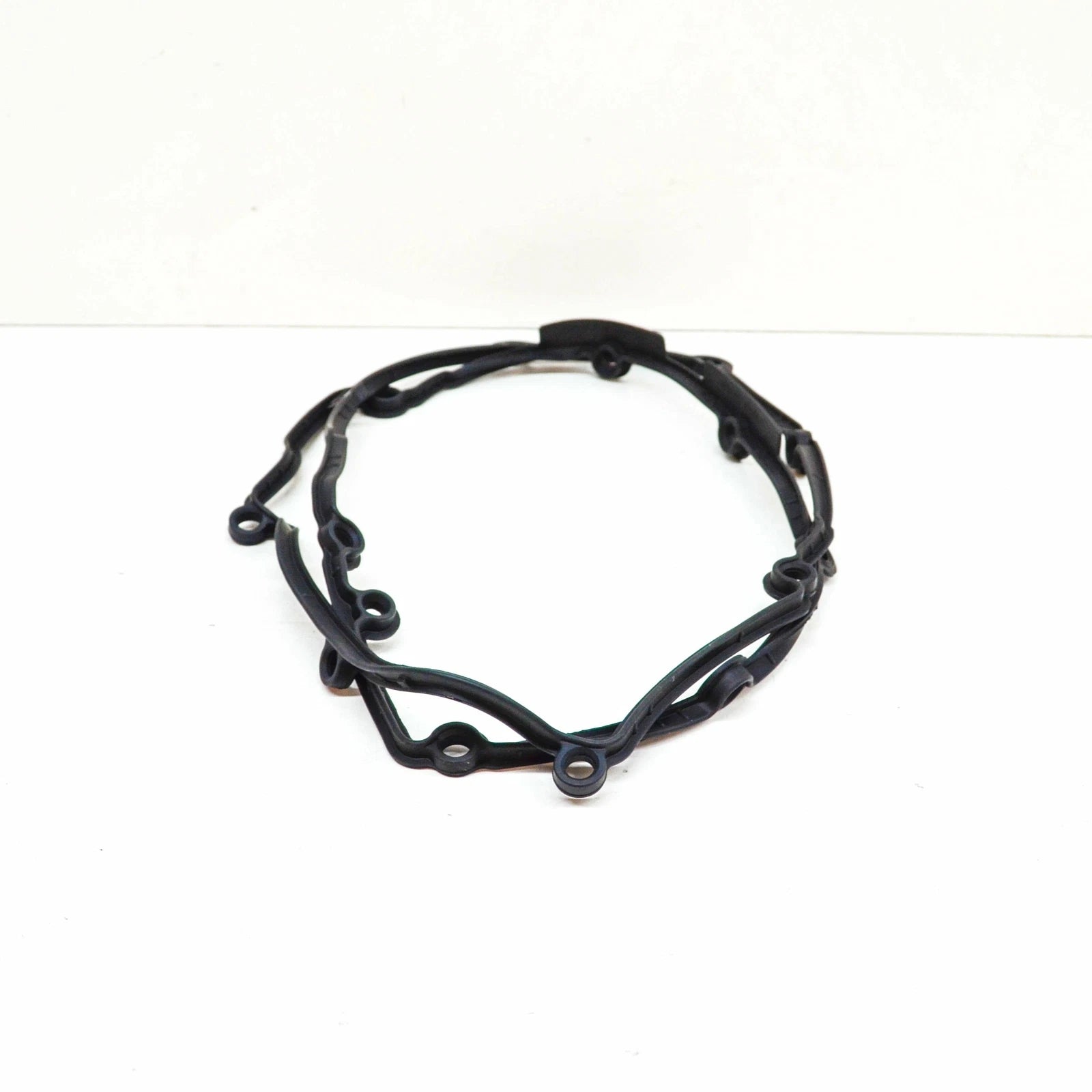NEW BMW M5 E60 CYLINDER HEAD PROFILE GASKET 11127834111 ORIGINAL