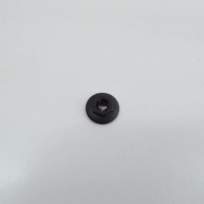 NEW BMW 5 E60 GRILL EXTERIOR TRIM CLIP 51717110861 7110861 ORIGINAL