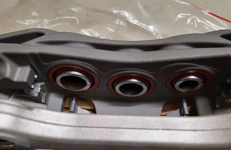 NEW AUDI Q7 4M FRONT LEFT BRAKE CALIPER 4N0615107Q ORIGINAL