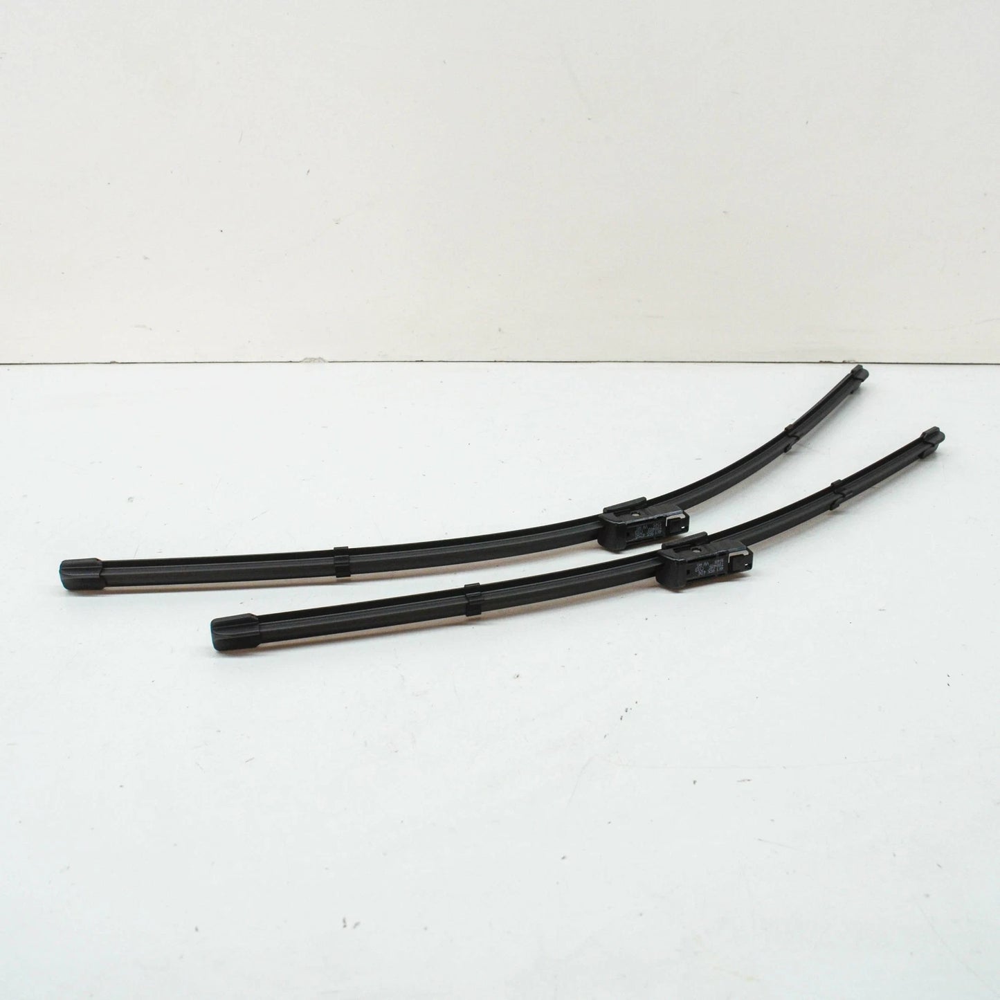 NEW AUDI A6 C8 FRONT AERO WIPER BLADE SET LHD 4K1998002D